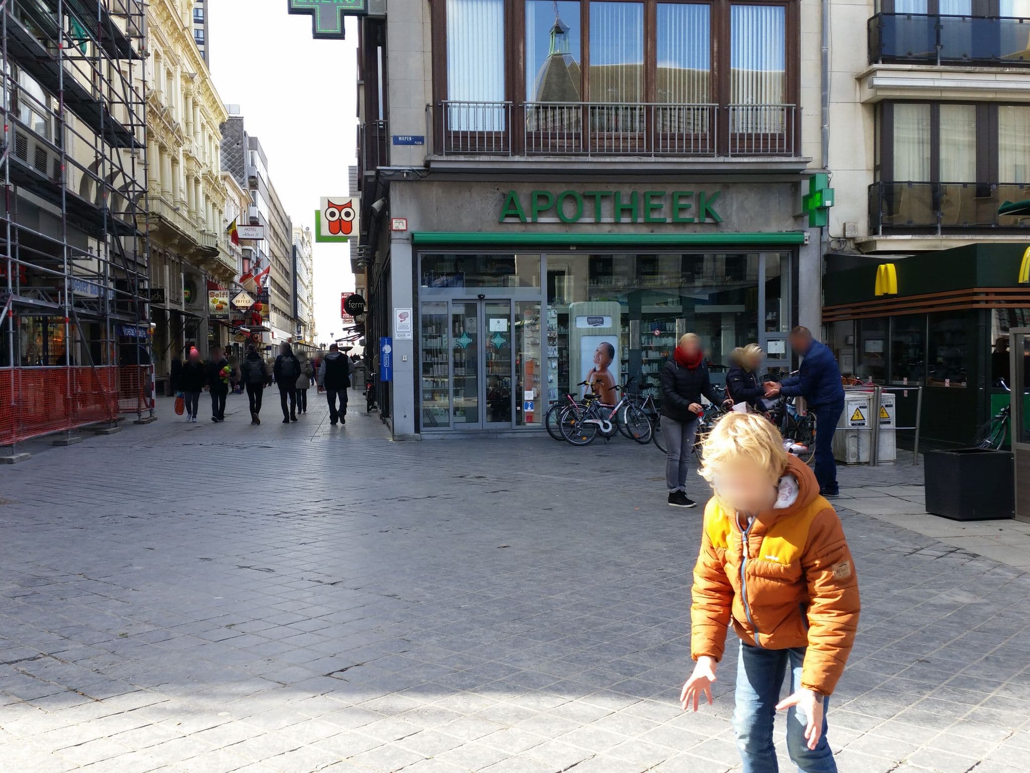 Street view near hotelkamer 104, Ostend — © filipc (CC BY-SA · Mapillary)