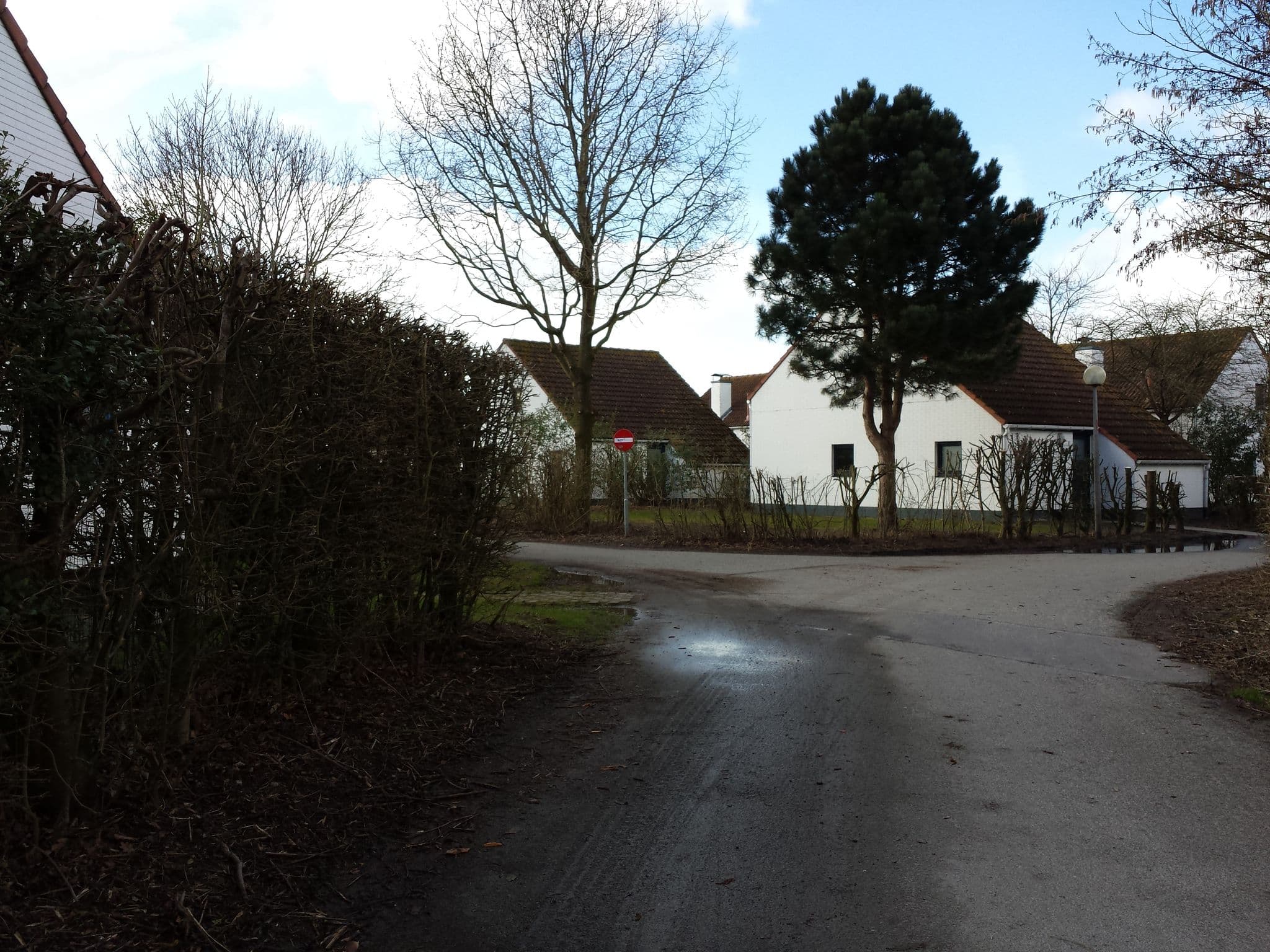 Street view near Vakantiehuis 785, De Haan — © vincent_95 (CC BY-SA · Mapillary)