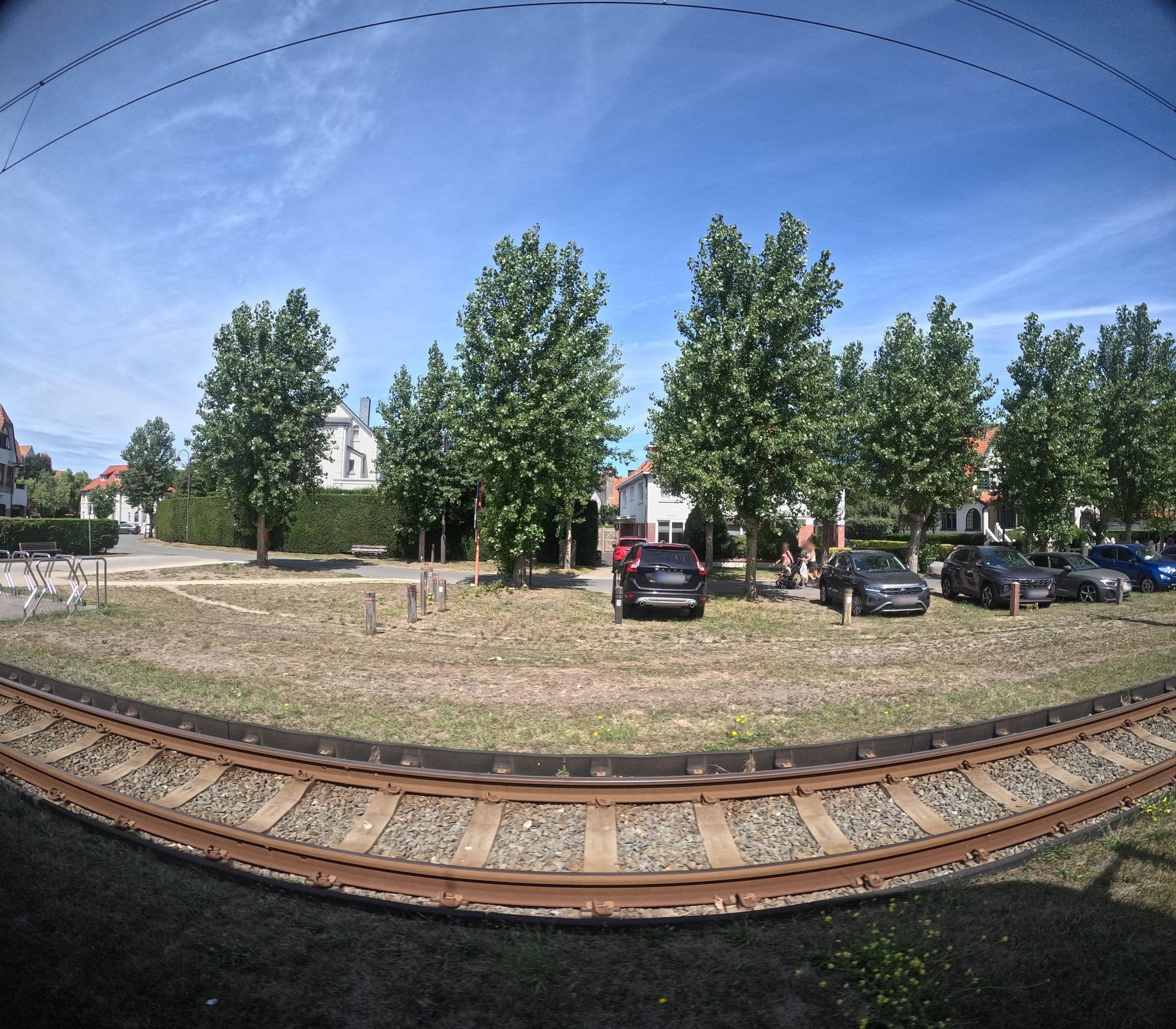 Street view near De Logeerkamer, De Haan — © filipc (CC BY-SA · Mapillary)