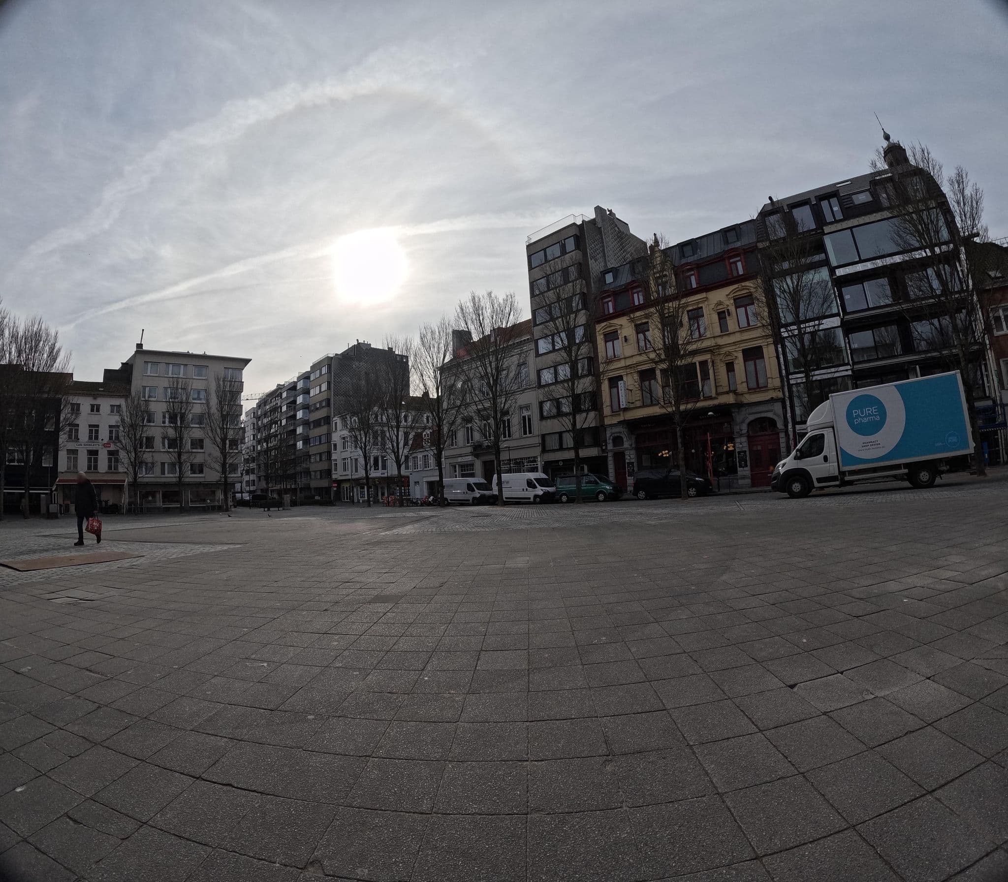 Street view near Hotel Polaris, Ostend — © filipc (CC BY-SA · Mapillary)