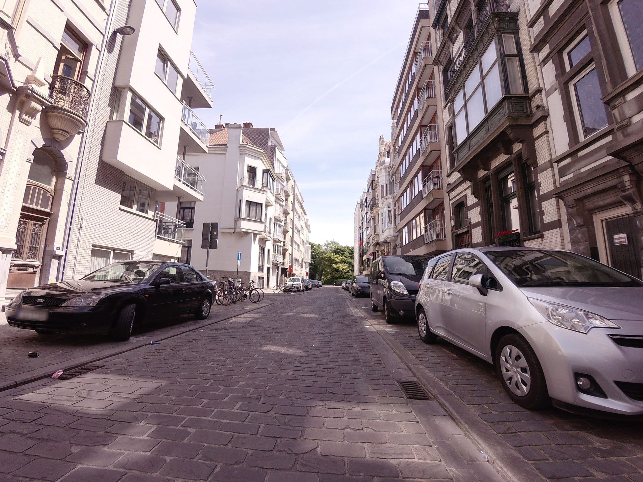 Street view near Hotel La Paloma, Ostend — © filipc (CC BY-SA · Mapillary)