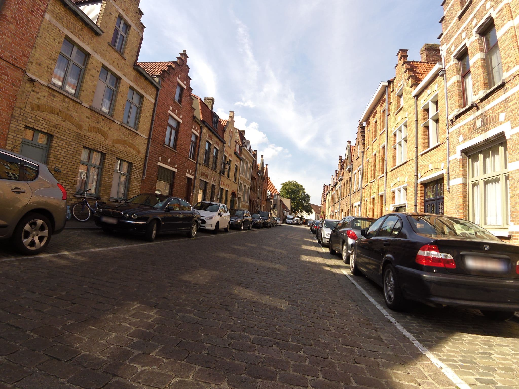 Street view near Bellerose, Brugge — © zors1843 (CC BY-SA · Mapillary)