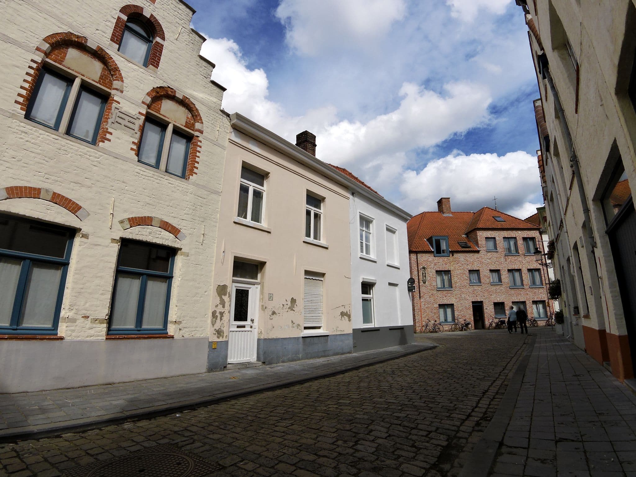 Street view near Guesthouse "De Hoedenmaker", Brugge — © zors1843 (CC BY-SA · Mapillary)