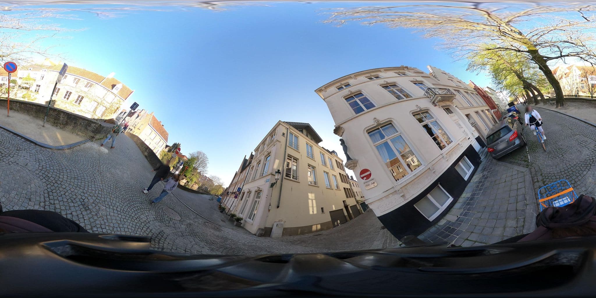 Street view near Huyze Peerdenbrugge, Brugge — © RaphaelPasLoin (CC BY-SA · Mapillary)