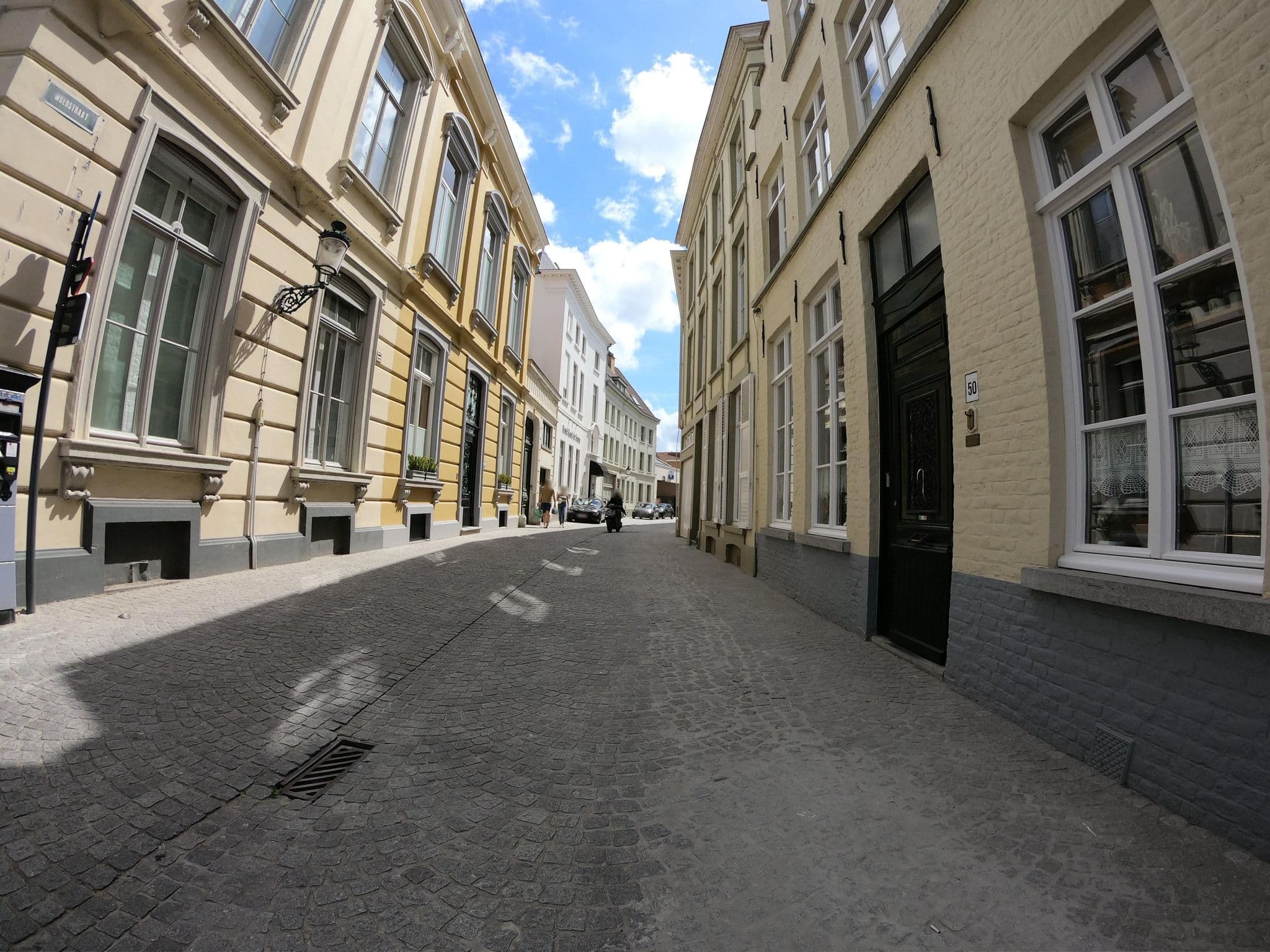 Street view near Walwyck Suites, Brugge — © filipc (CC BY-SA · Mapillary)