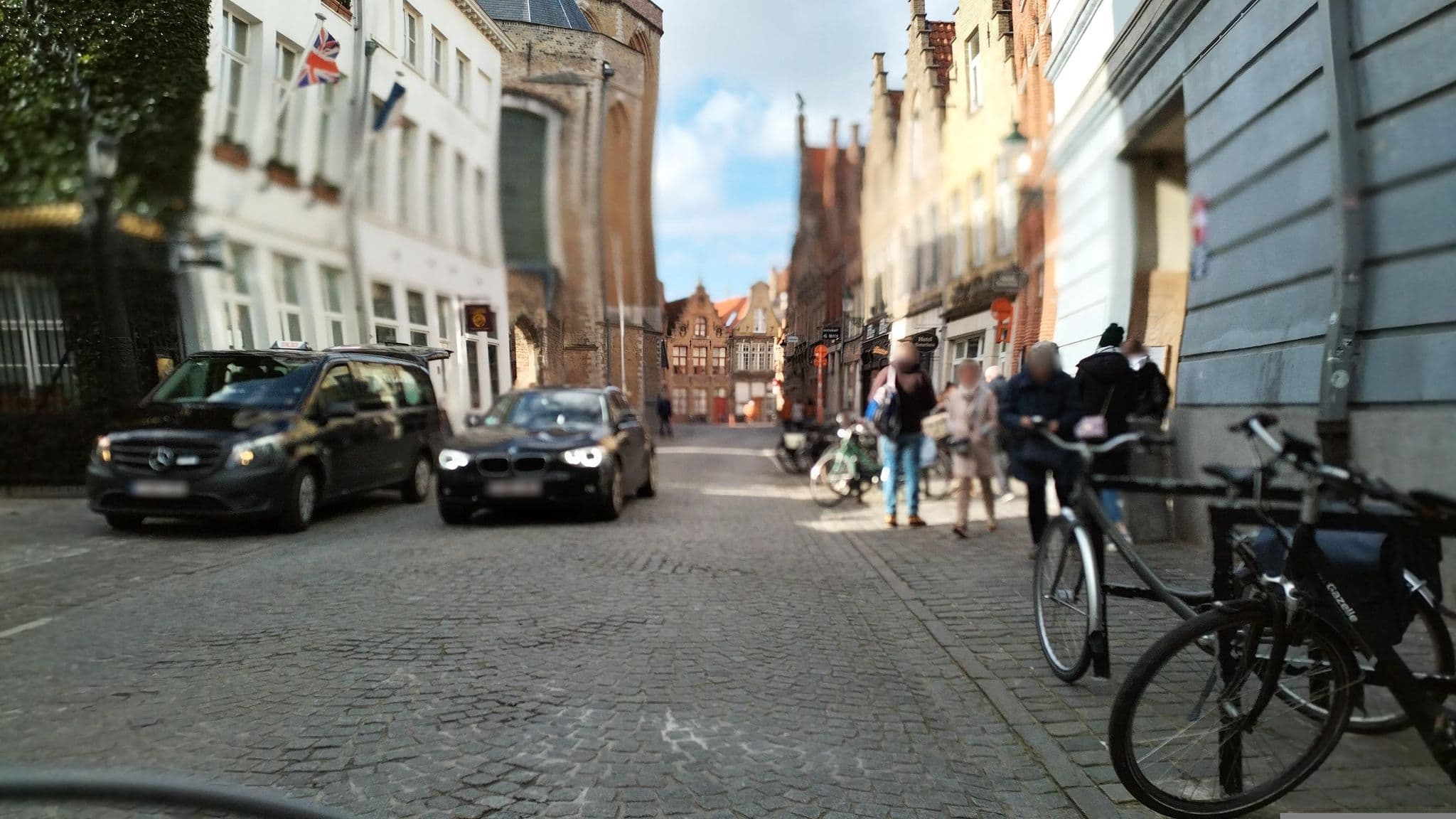 Street view near Отель Наварра, Brugge — © maartenvdv (CC BY-SA · Mapillary)