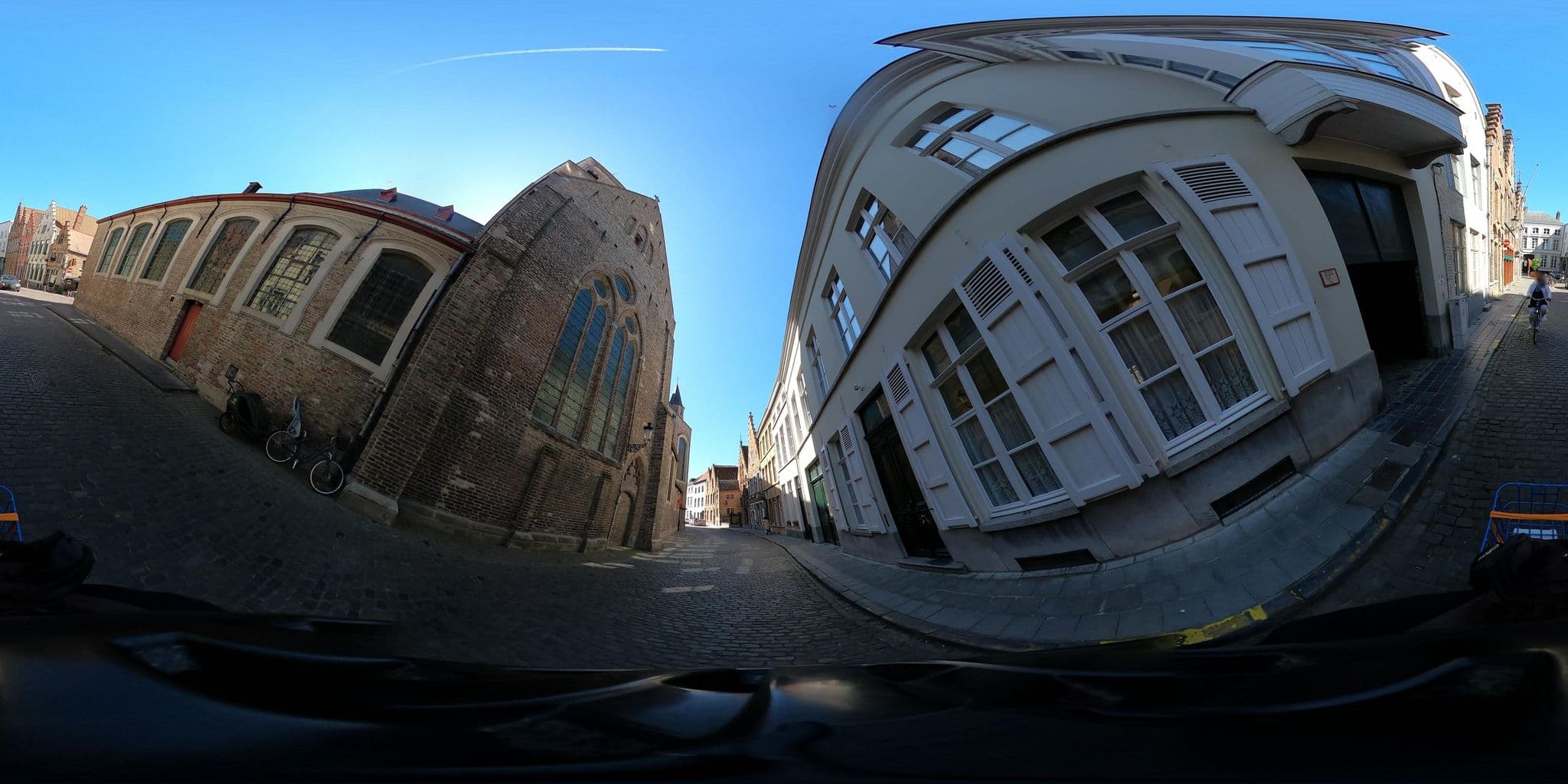 Street view near B&B Canal Deluxe, Brugge — © RaphaelPasLoin (CC BY-SA · Mapillary)