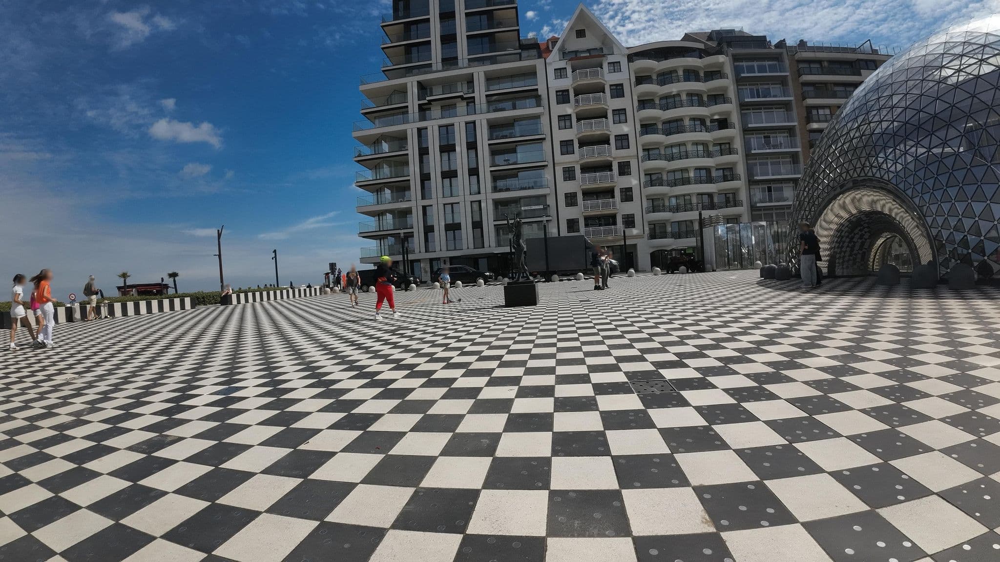 Street view near Carlton Bvba Hotel, Knokke — © teddy73 (CC BY-SA · Mapillary)