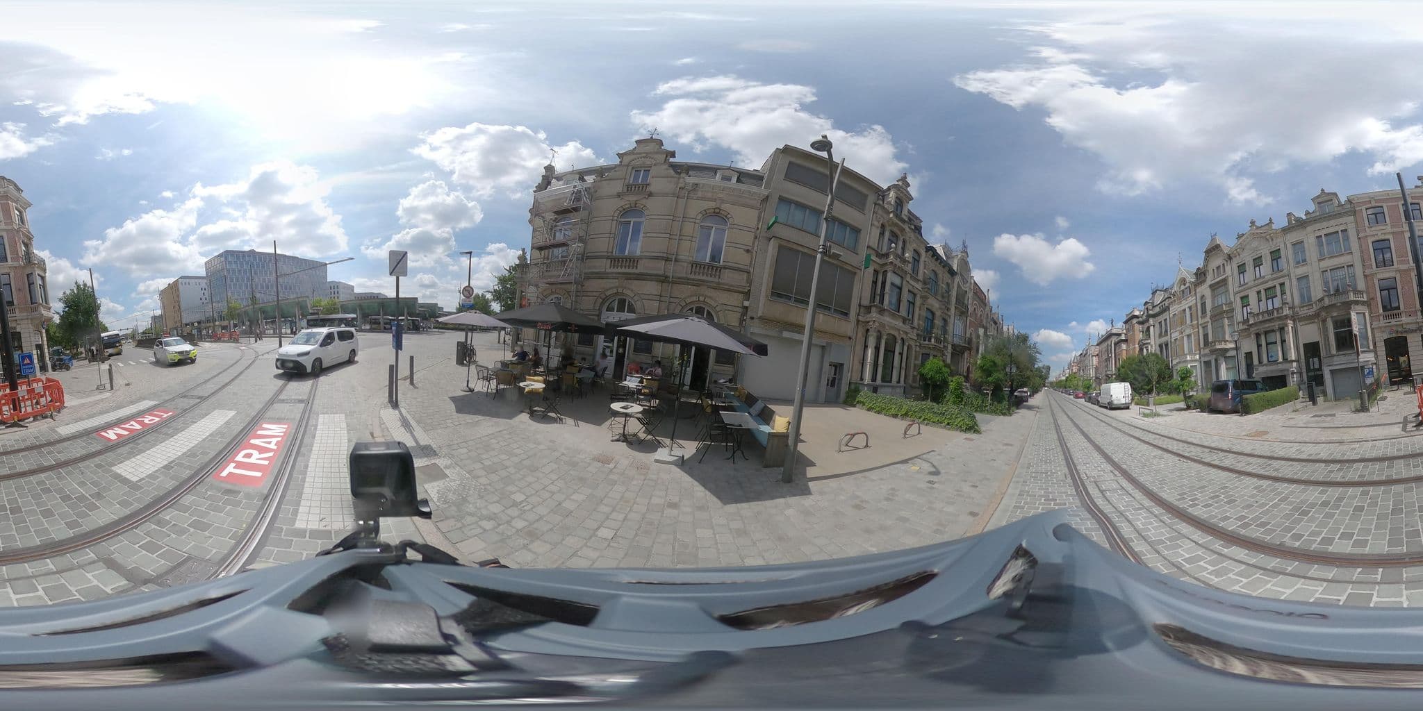 Street view near Villa Van der M, Borgerhout — © konink360 (CC BY-SA · Mapillary)