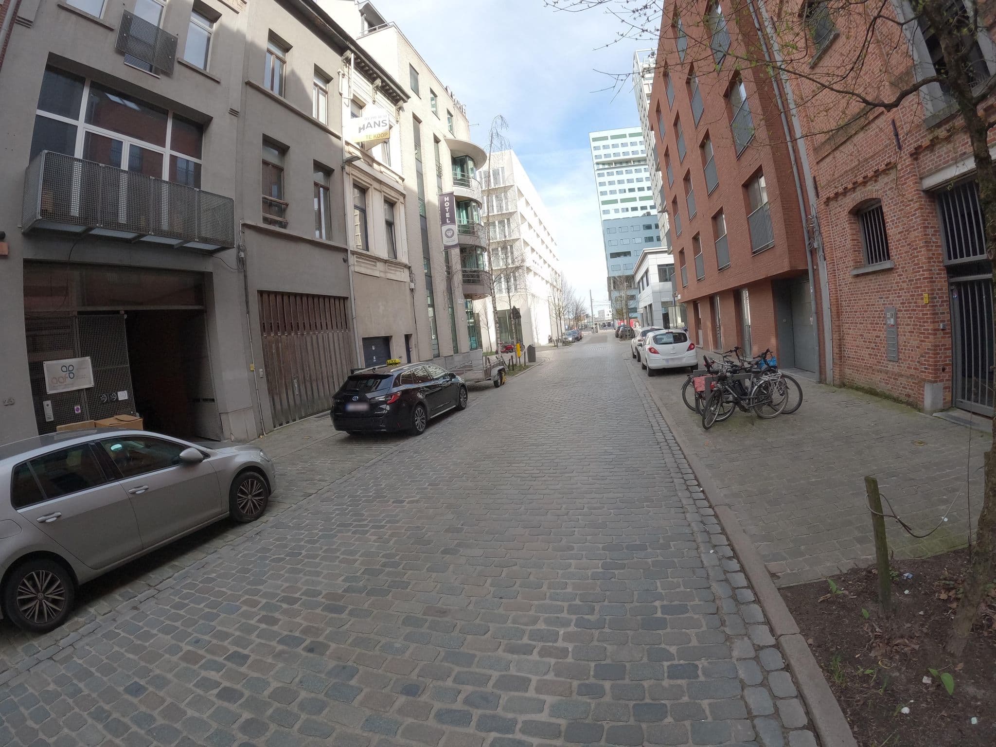 Street view near Best Western Docklands, Antwerp — © koninklijke (CC BY-SA · Mapillary)