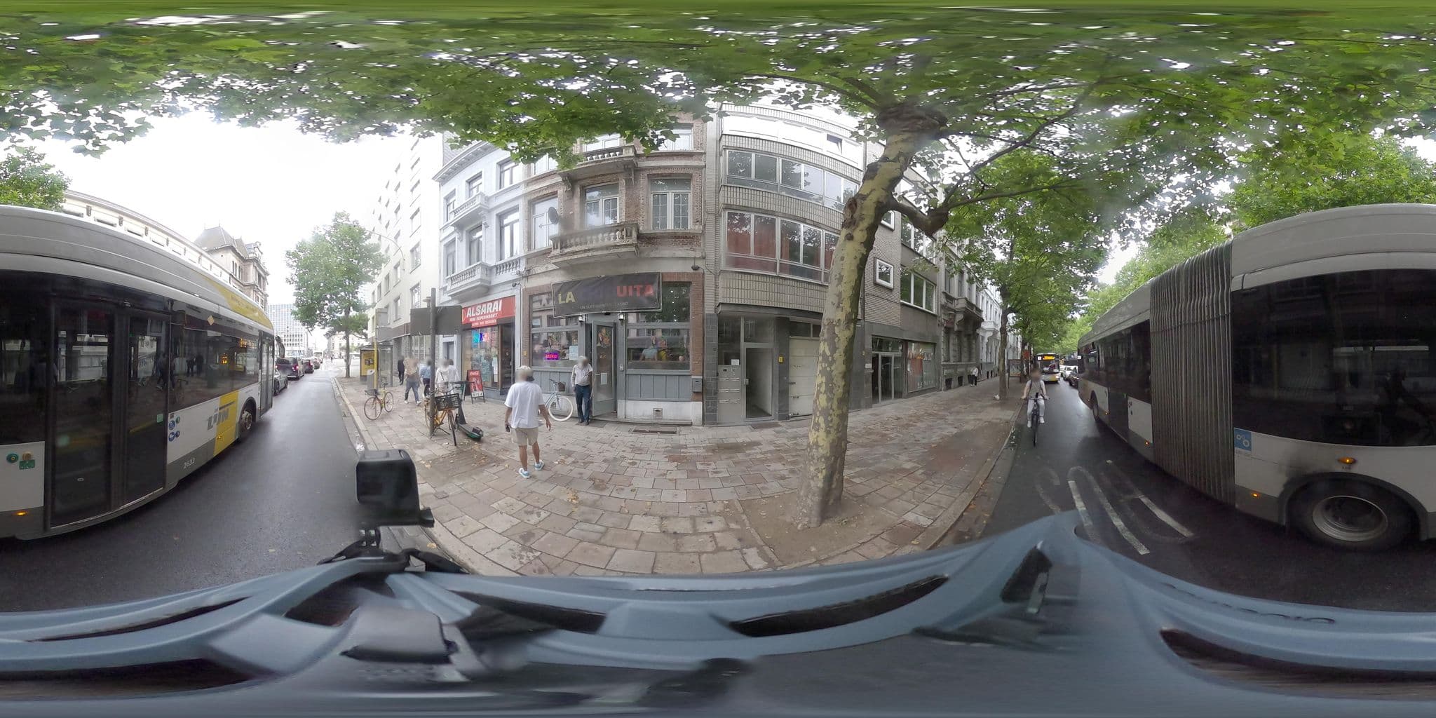 Street view near B&B The Baron, Antwerp — © konink360 (CC BY-SA · Mapillary)