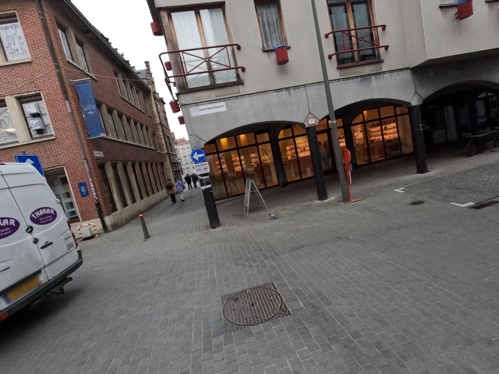Street view near Astay Rental, Antwerp — © koninklijke (CC BY-SA · Mapillary)