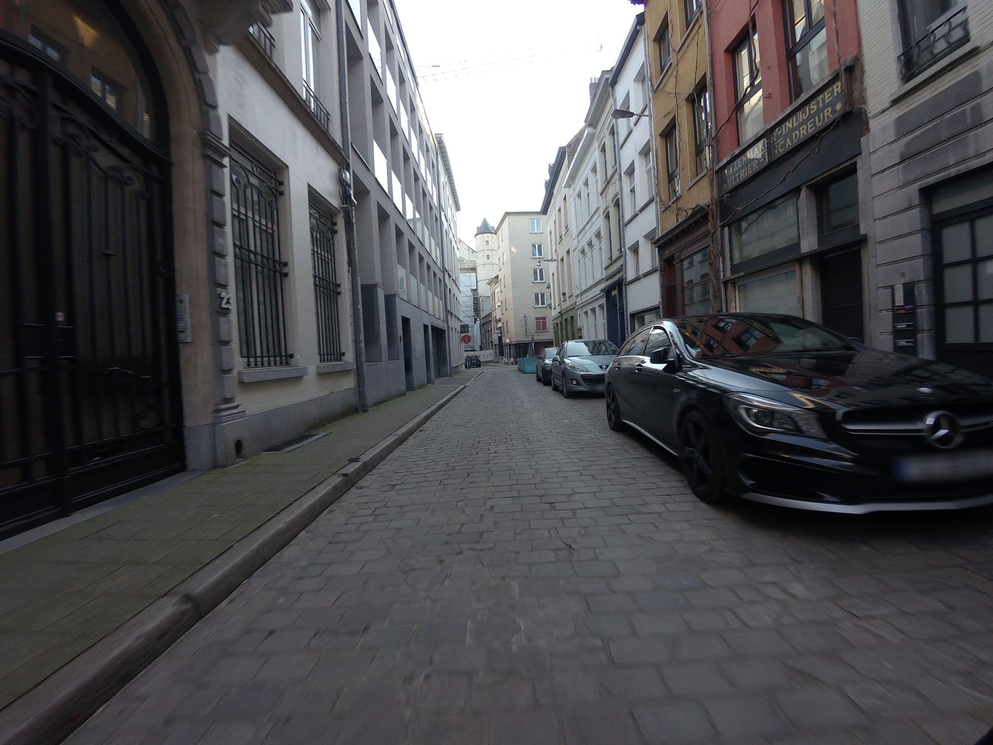 Street view near Tree House, Antwerp — © filipc (CC BY-SA · Mapillary)