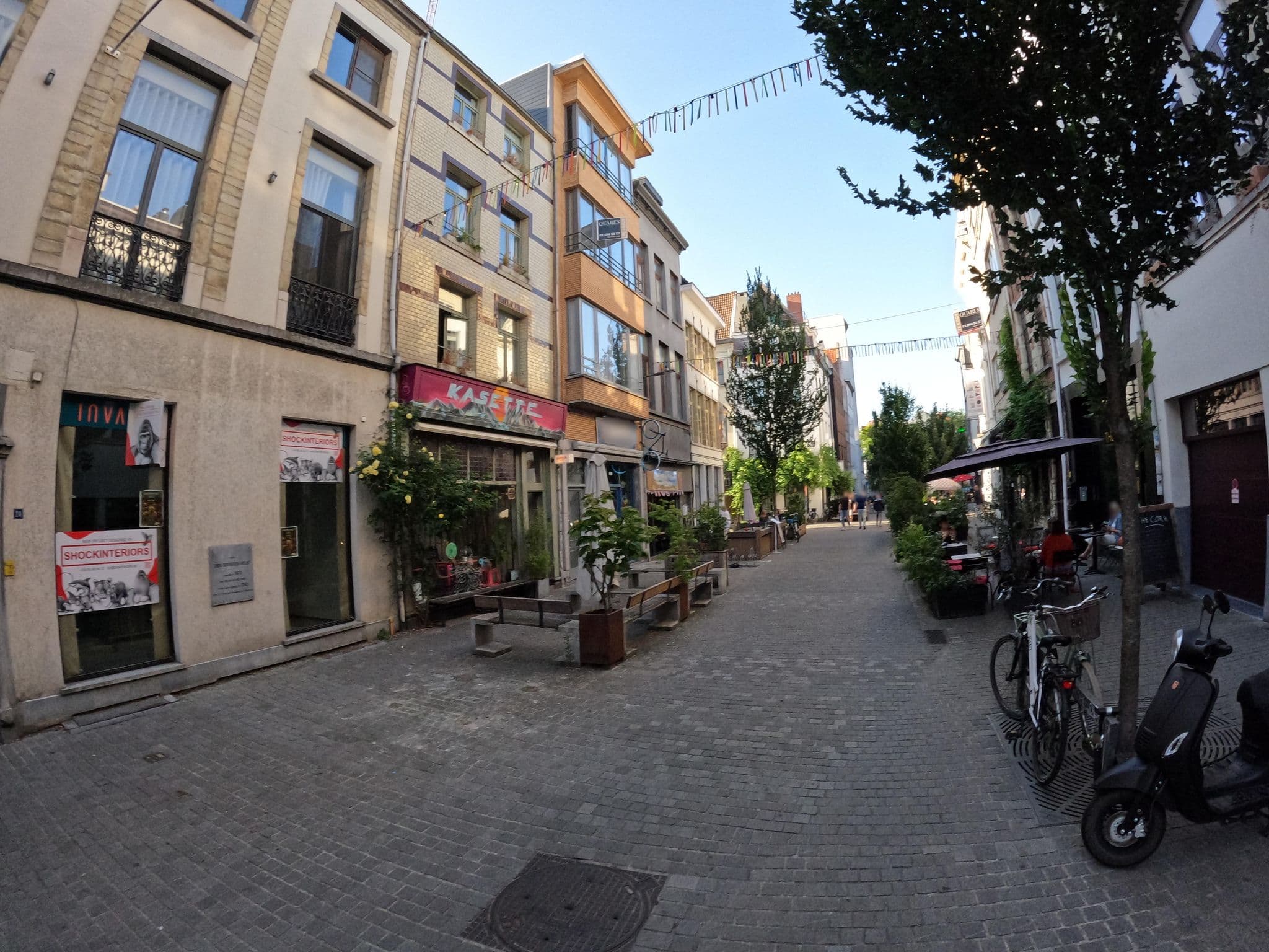 Street view near Airbnb, Antwerp — © koninklijke (CC BY-SA · Mapillary)