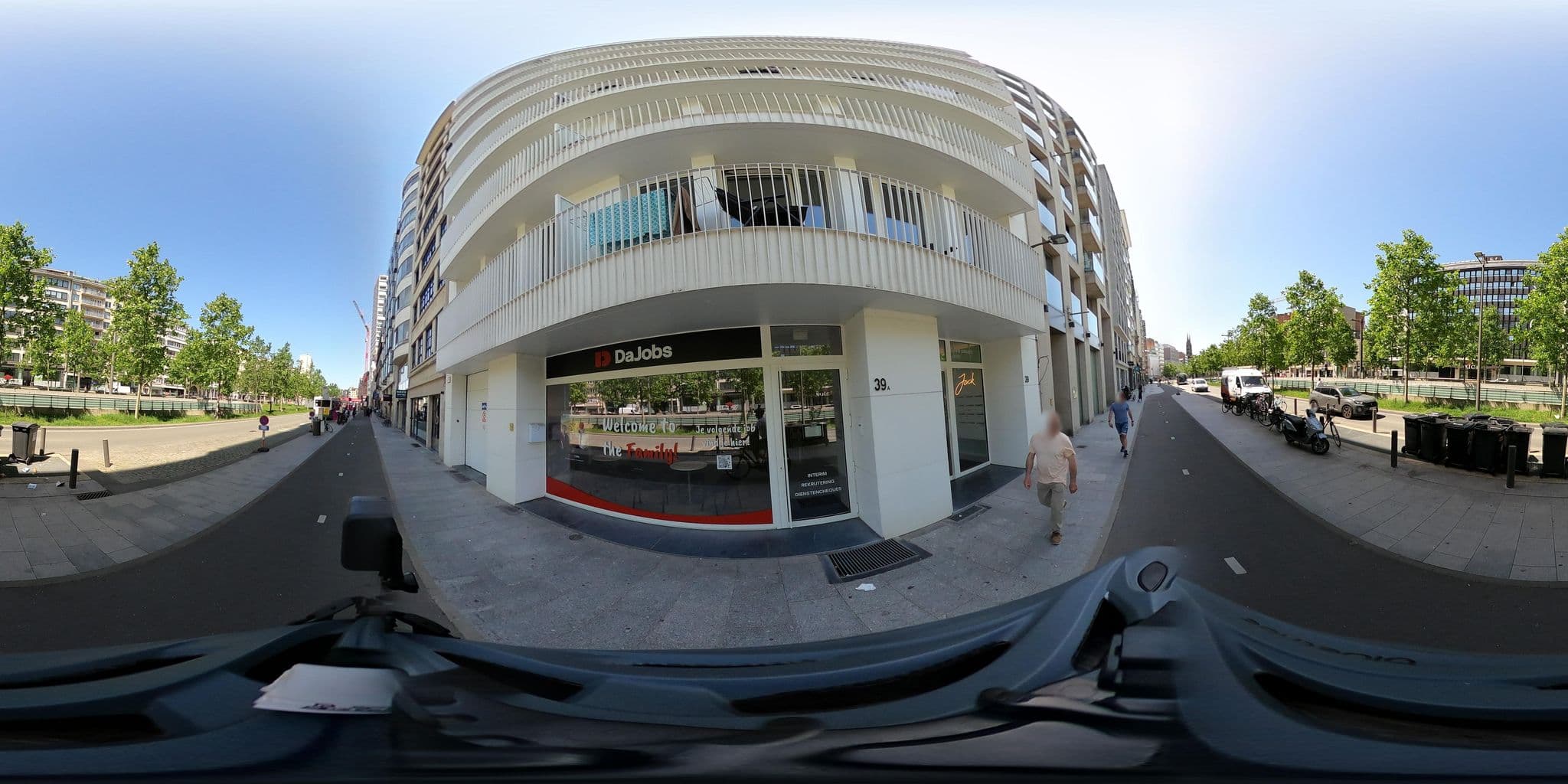 Street view near The Antwerp Student Hostel, Antwerp — © konink360 (CC BY-SA · Mapillary)