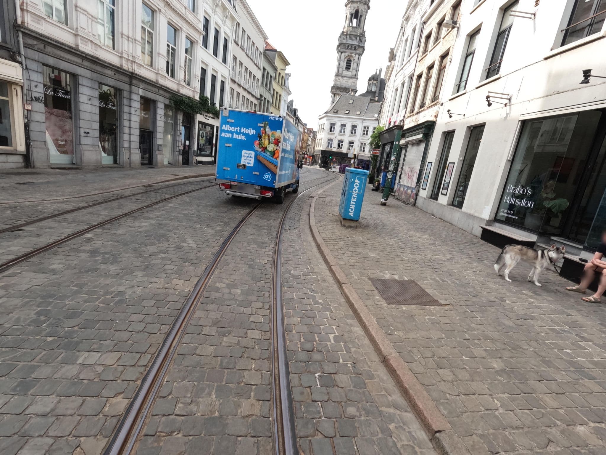 Street view near House Le Prince d'Anvers, Antwerp — © koninklijke (CC BY-SA · Mapillary)