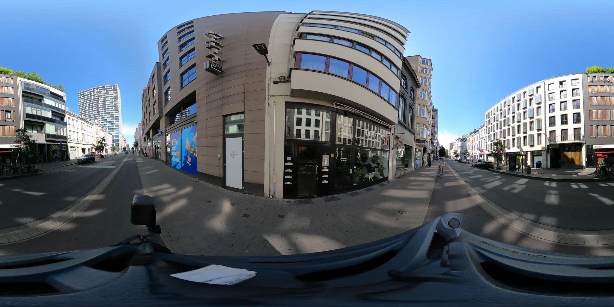 Street view near room 131, Antwerp — © konink360 (CC BY-SA · Mapillary)