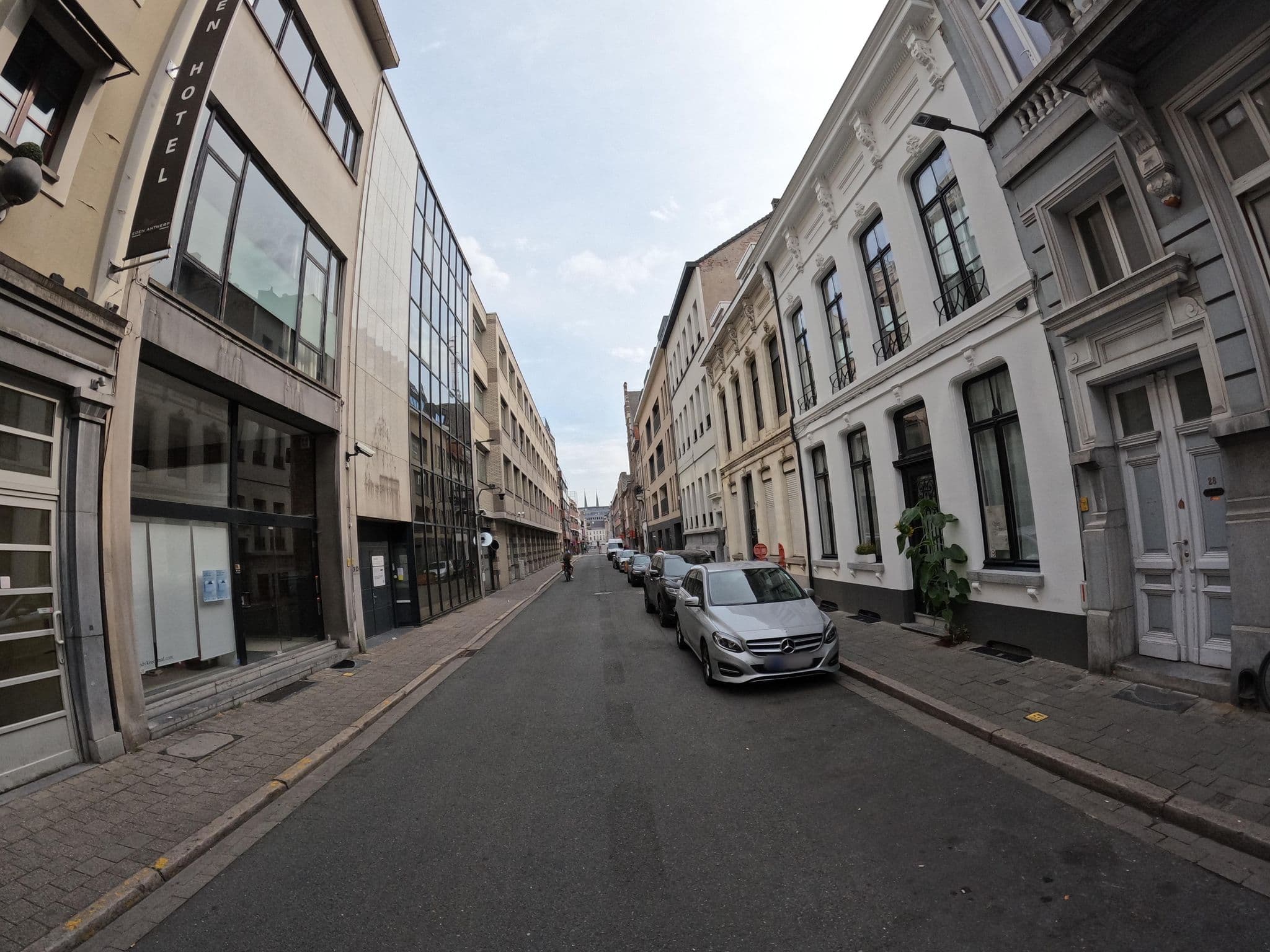 Street view near Sandton Exploitatie Antwerpen Nv, Antwerp — © koninklijke (CC BY-SA · Mapillary)