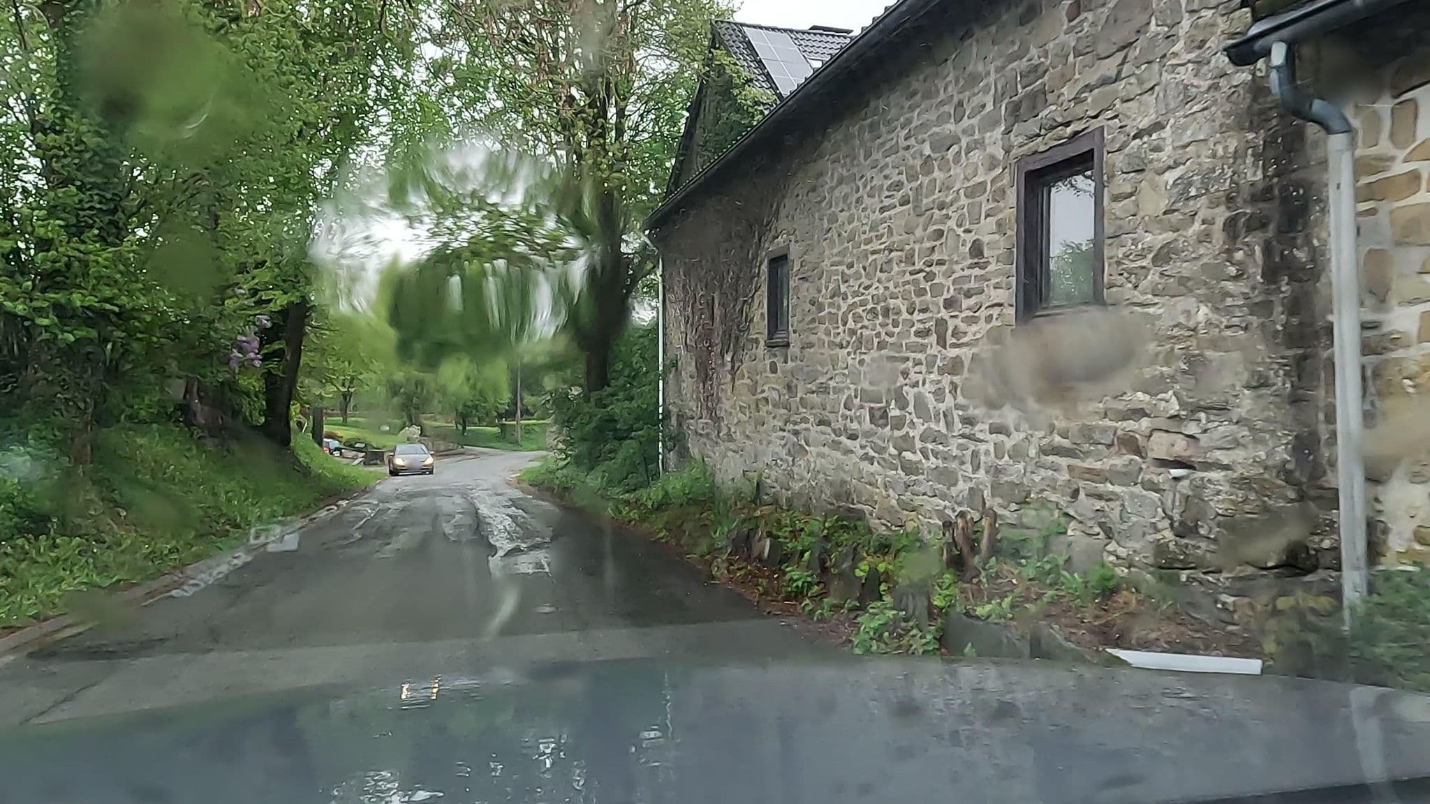 Street view near Le Gite Des Wongs, Robertville — © vinisa (CC BY-SA · Mapillary)