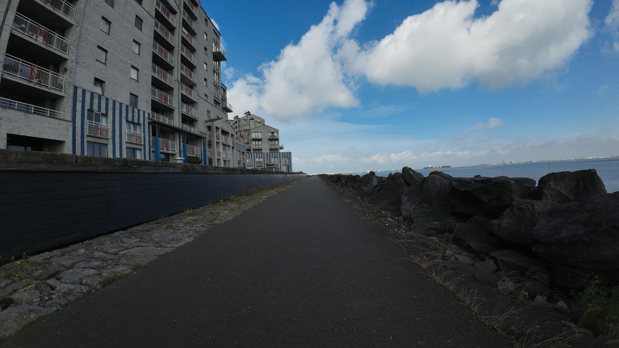 Street view near Gezellig vakantieappartement met ruim balkon - Port Scaldis 15-092, Breskens — © teddy73 (CC BY-SA · Mapillary)