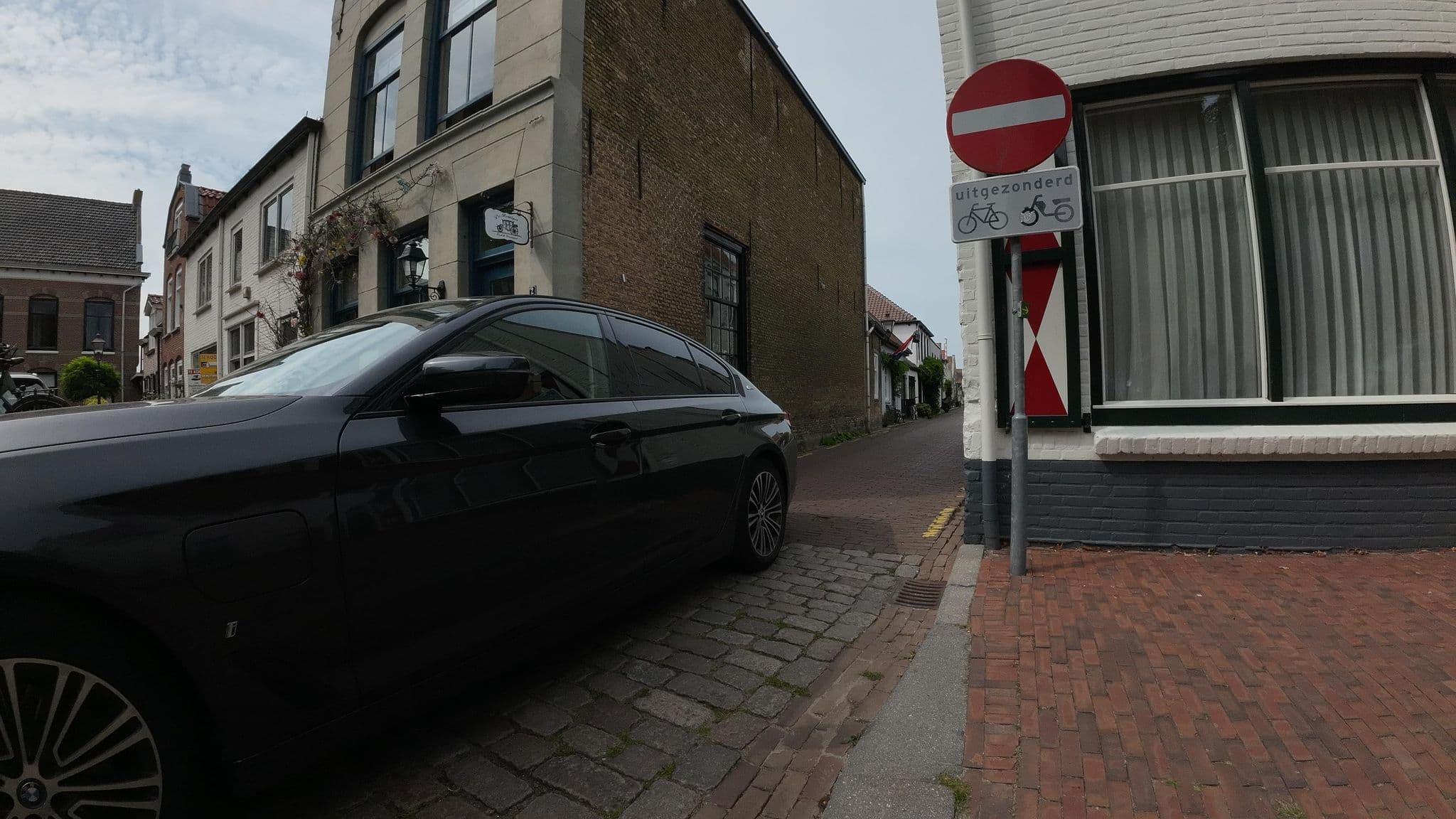 Street view near De Reiziger, Breskens — © teddy73 (CC BY-SA · Mapillary)