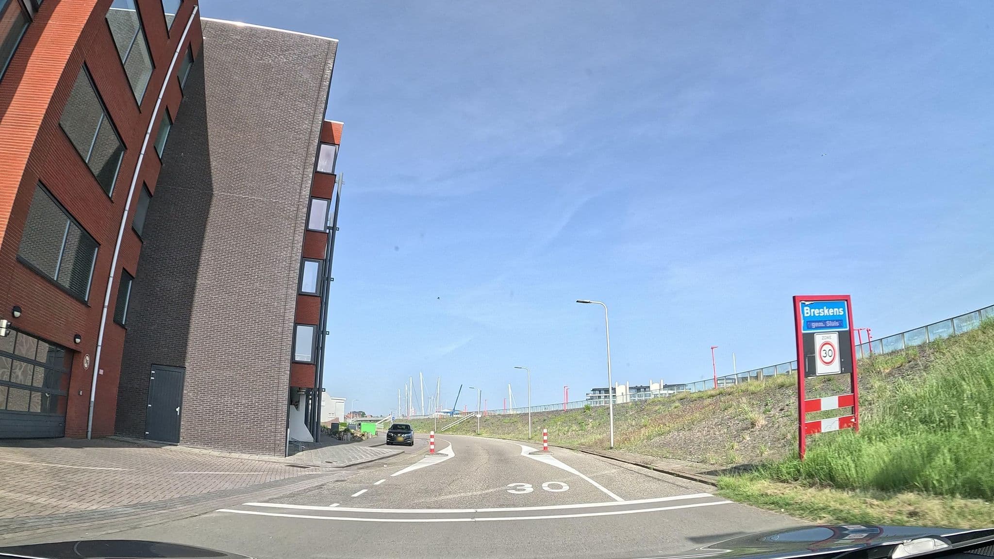 Street view near Suite 33, Breskens — © thewizard (CC BY-SA · Mapillary)