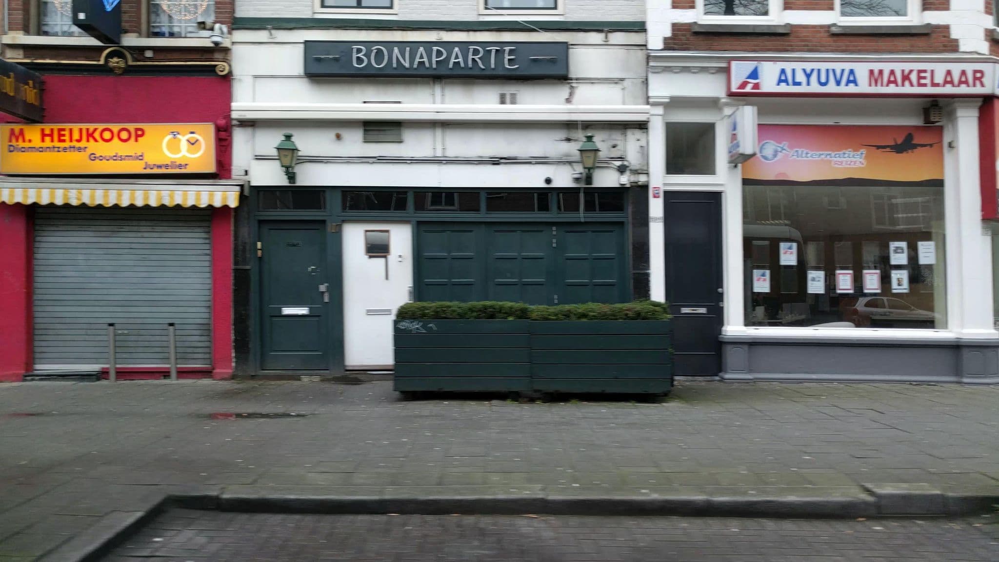 Street view near Studio TamTam, Rotterdam — © wvdp (CC BY-SA · Mapillary)