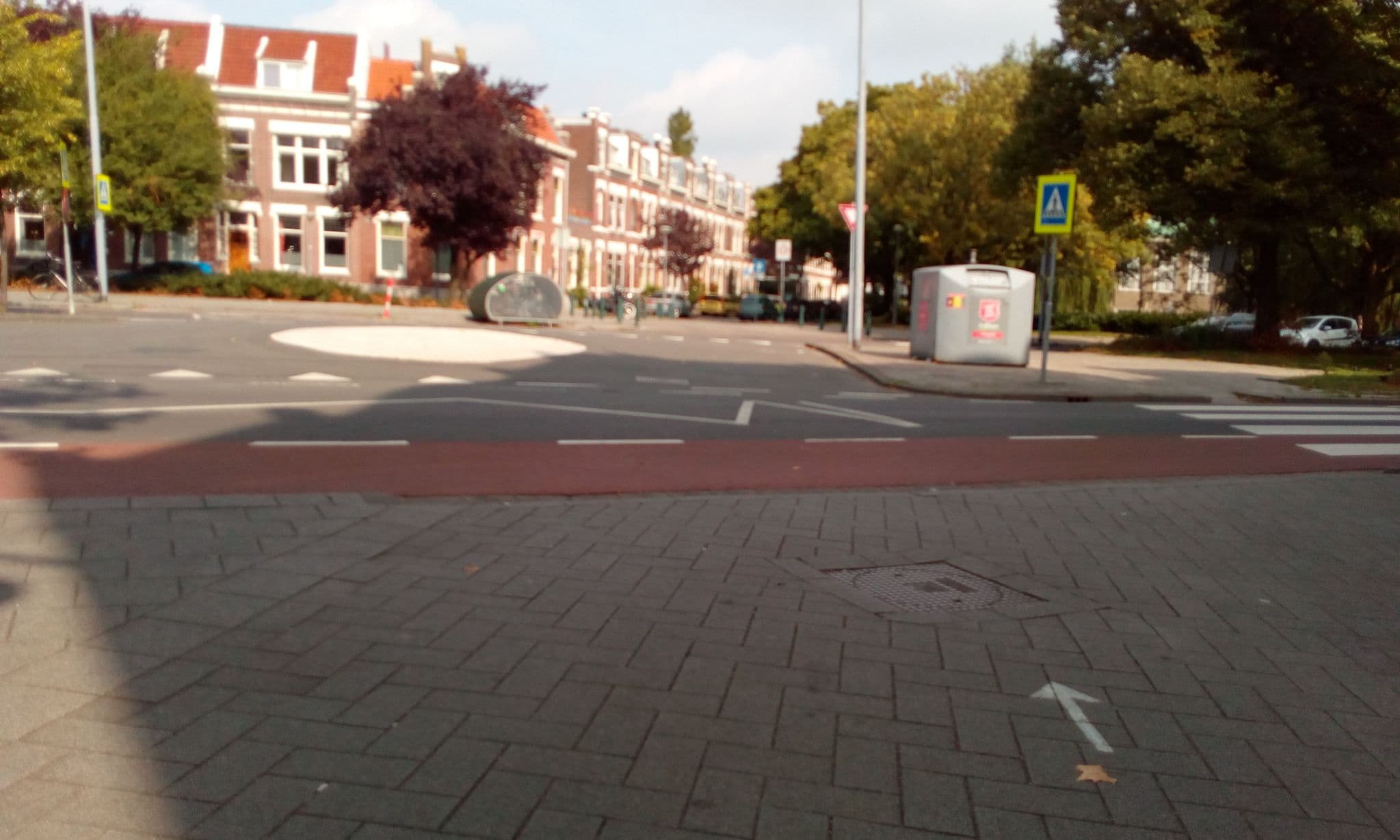 Street view near Bed & Bijt, Rotterdam — © micmin1972 (CC BY-SA · Mapillary)