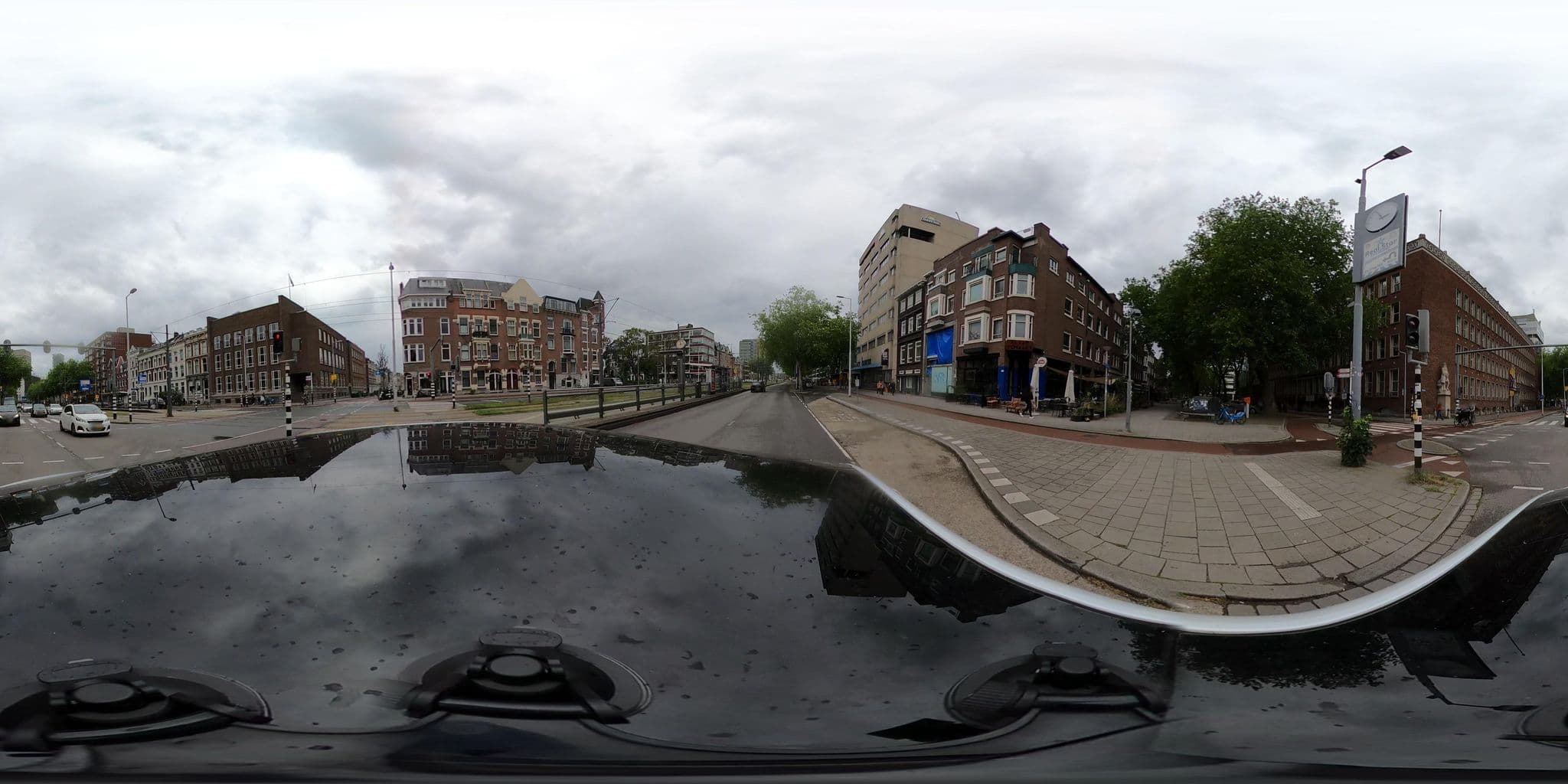Street view near Days Inn, Rotterdam — © tumblecow (CC BY-SA · Mapillary)