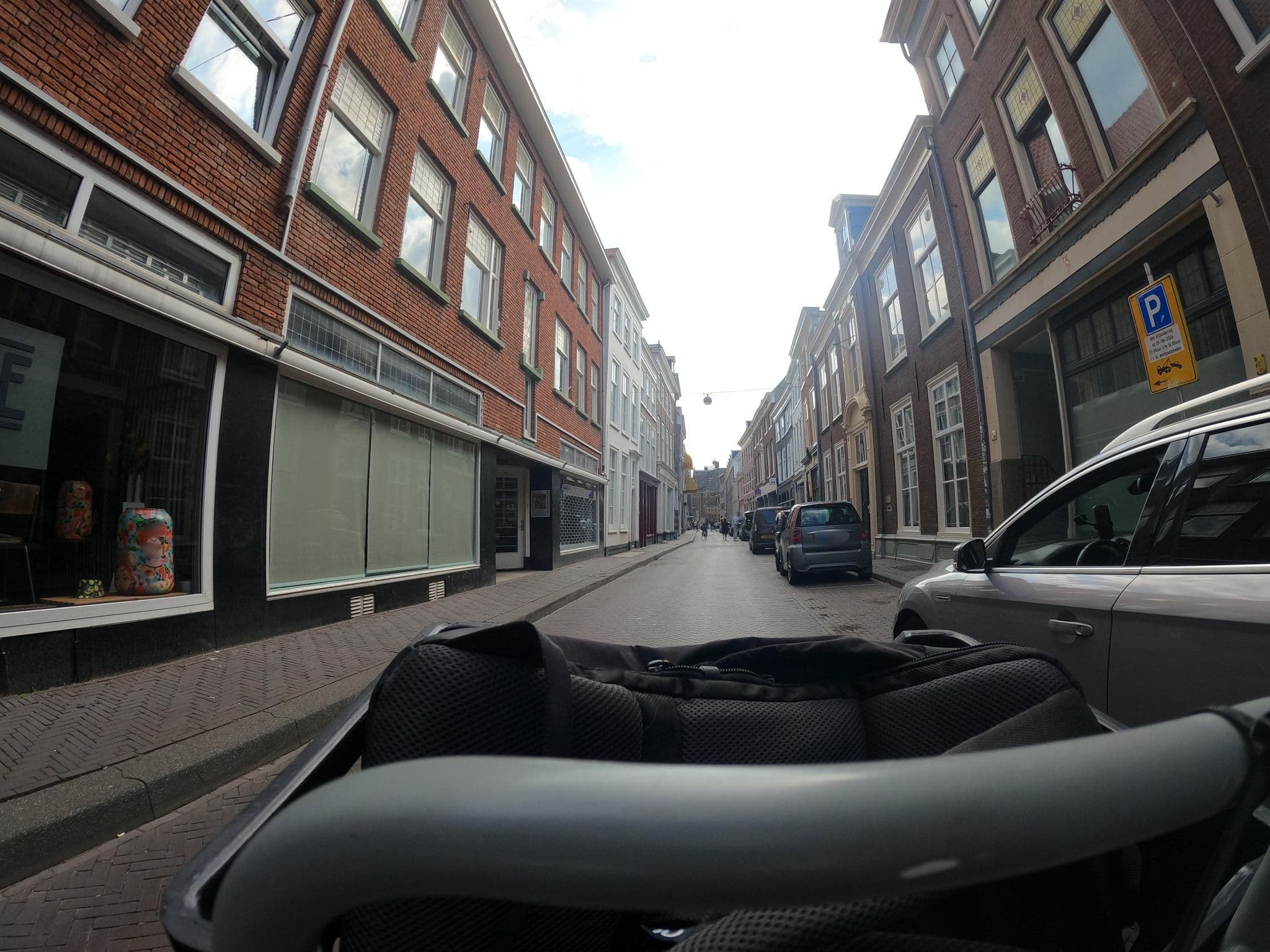 Street view near Bij Bergers, The Hague — © ofalvai (CC BY-SA · Mapillary)
