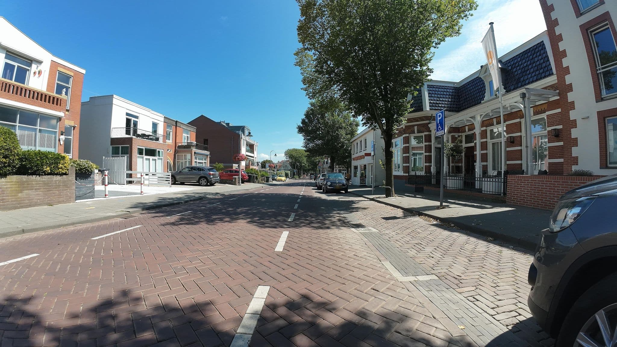 Street view near Hotel Keur Zandvoort, Zandvoort — © teddy73 (CC BY-SA · Mapillary)