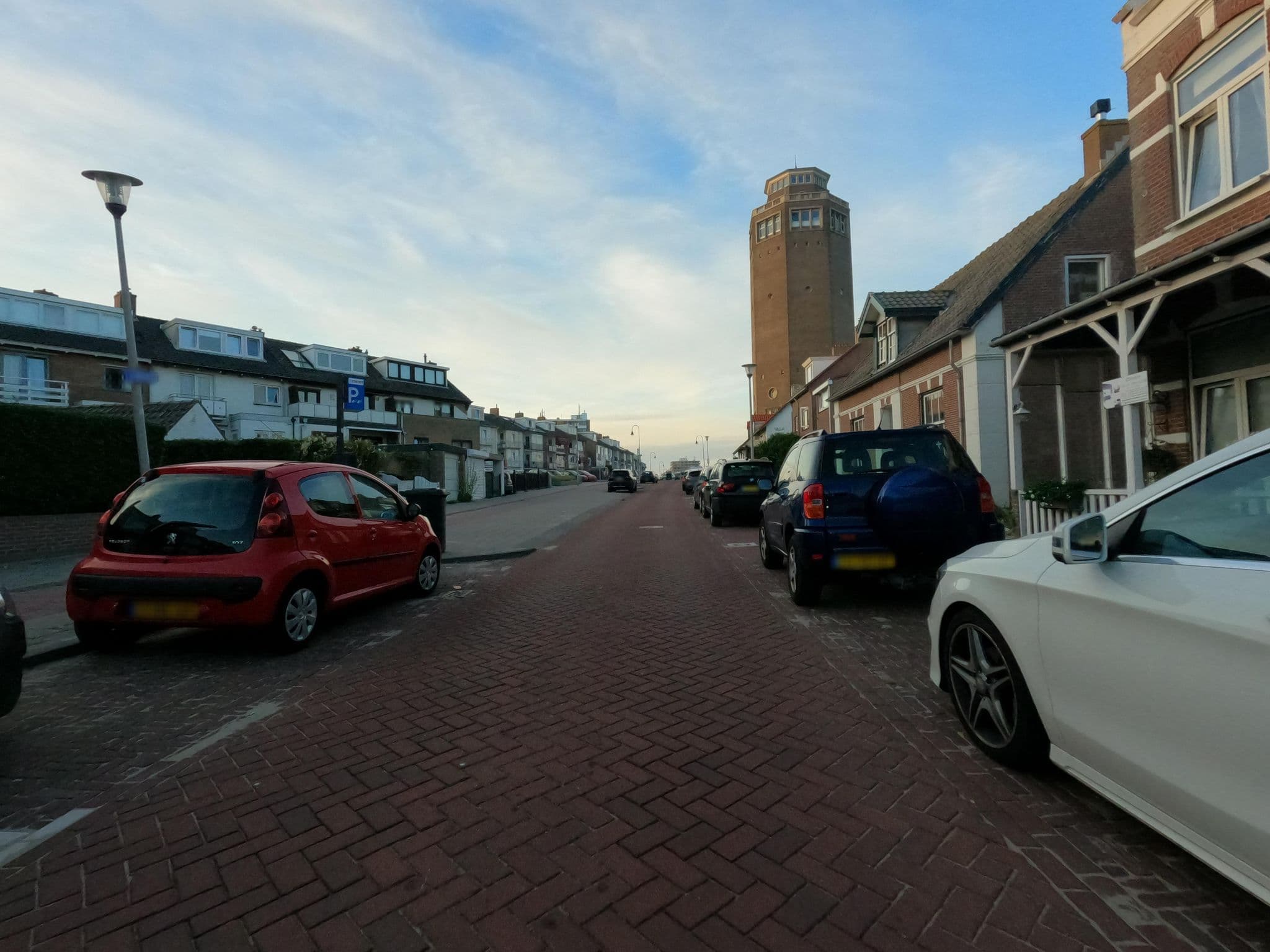 Street view near Zeebok aan Zee, Zandvoort — © hektor1989 (CC BY-SA · Mapillary)