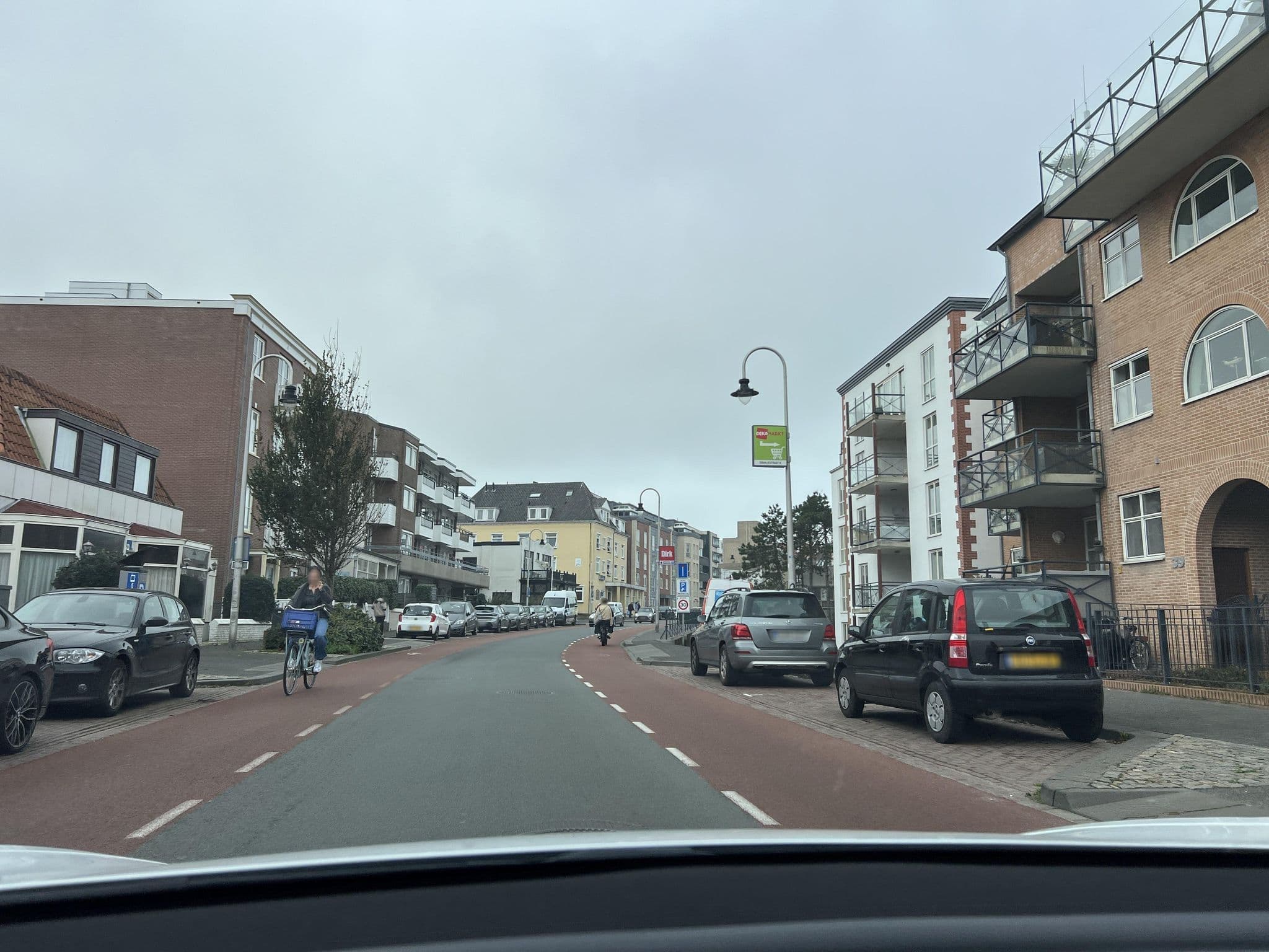 Street view near Hotel Cocarde, Zandvoort — © ottor (CC BY-SA · Mapillary)