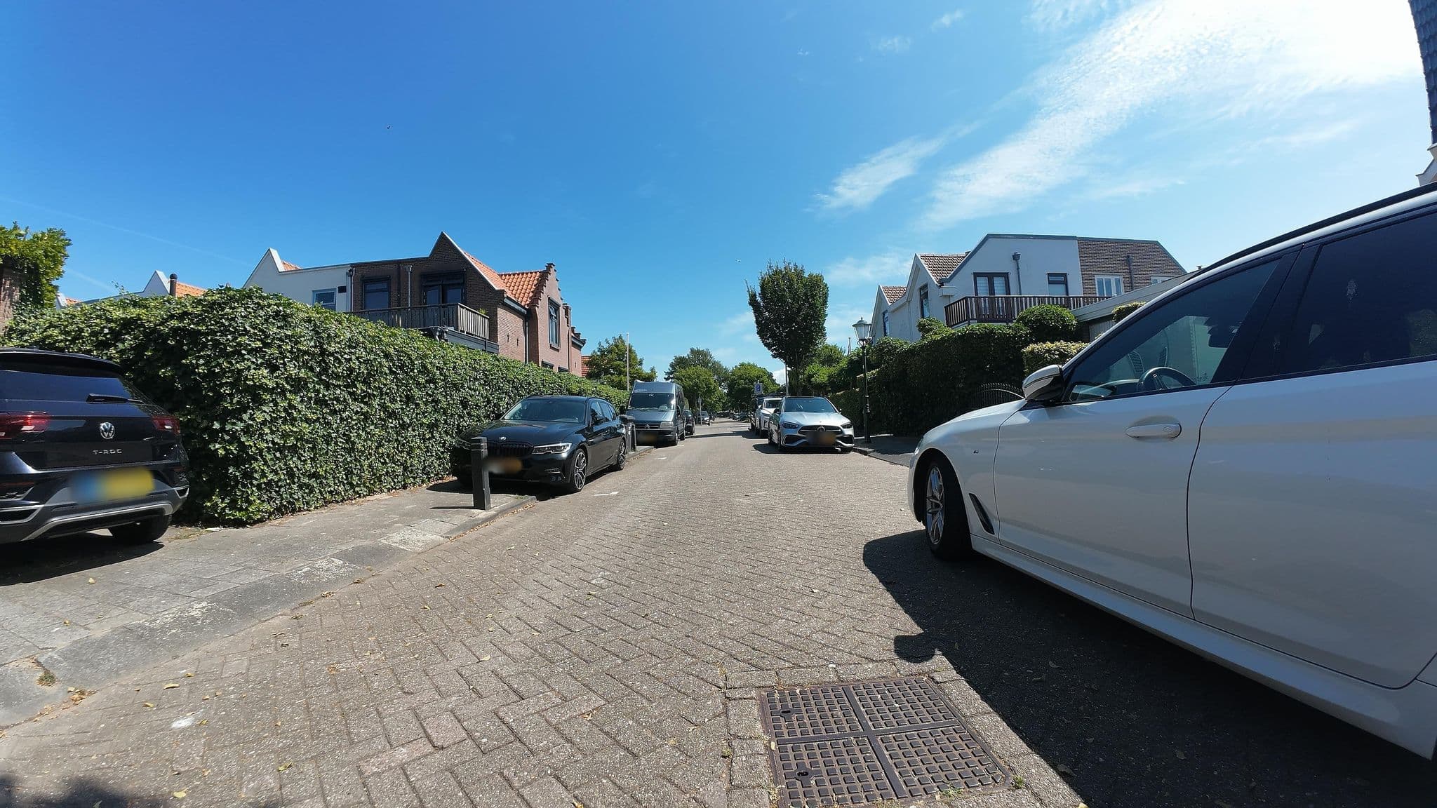 Street view near The Queen with great Su, Zandvoort — © teddy73 (CC BY-SA · Mapillary)