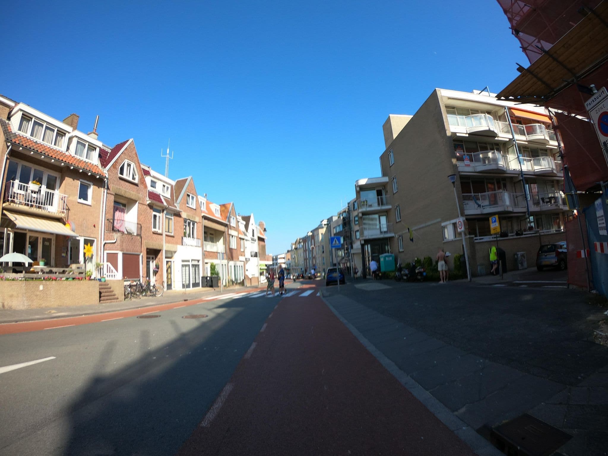 Street view near Appartementen Hotel Noordzee, Zandvoort — © richlv (CC BY-SA · Mapillary)
