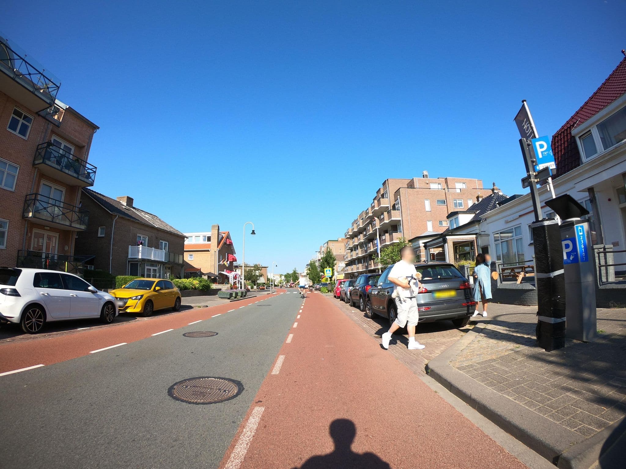 Street view near Hotel Zand, Zandvoort — © richlv (CC BY-SA · Mapillary)