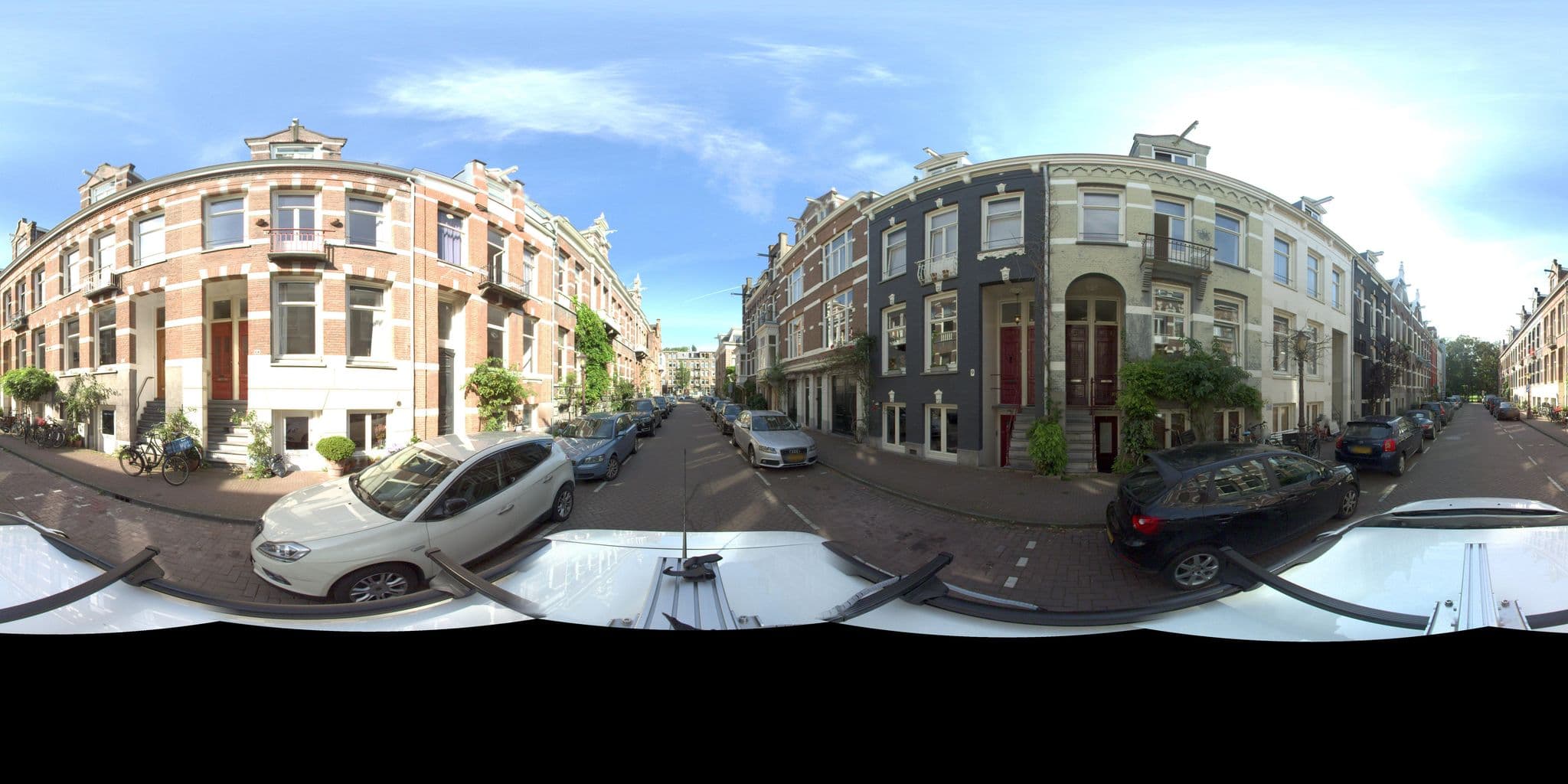 Street view near Vondelgarden Apartments, Amsterdam — © amsterdam (CC BY-SA · Mapillary)