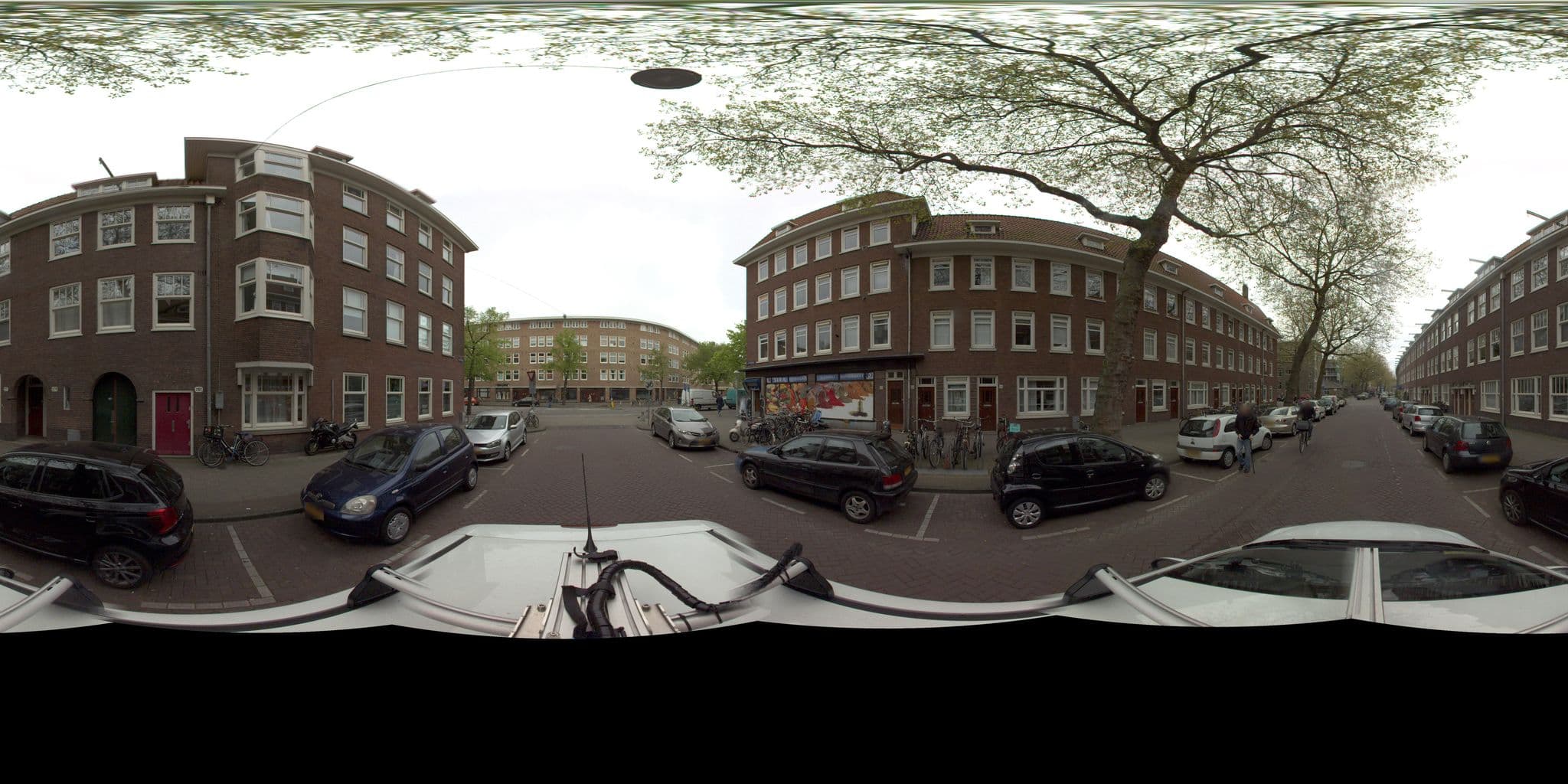 Street view near Andi's Hostel, Amsterdam — © amsterdam (CC BY-SA · Mapillary)