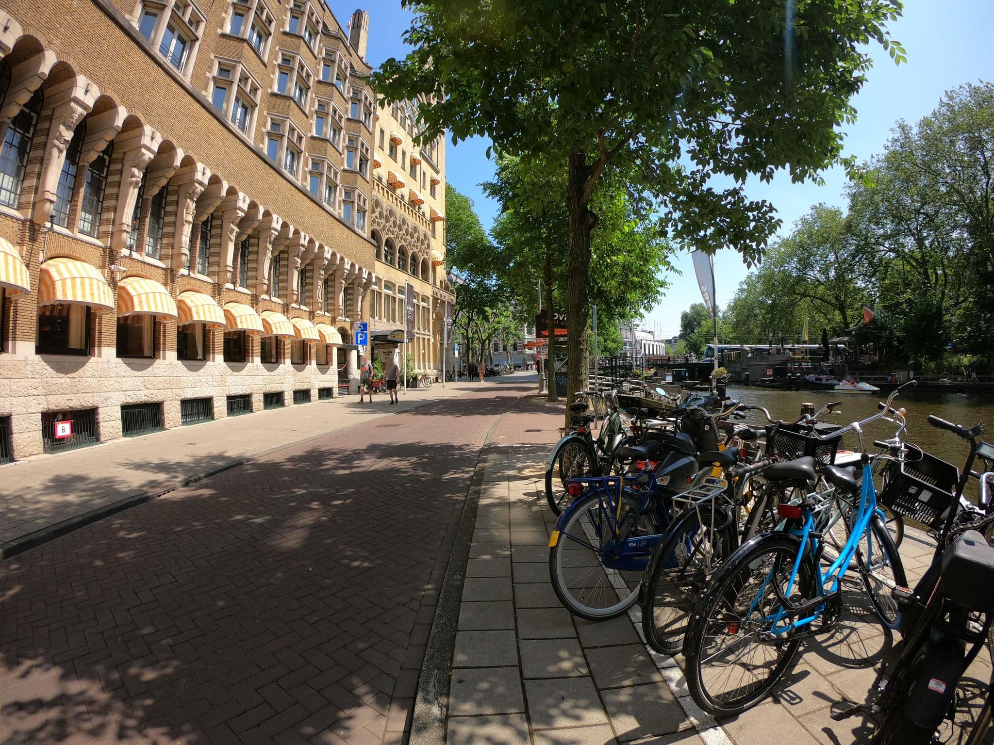 Street view near Hotel Maas, Amsterdam — © richlv (CC BY-SA · Mapillary)