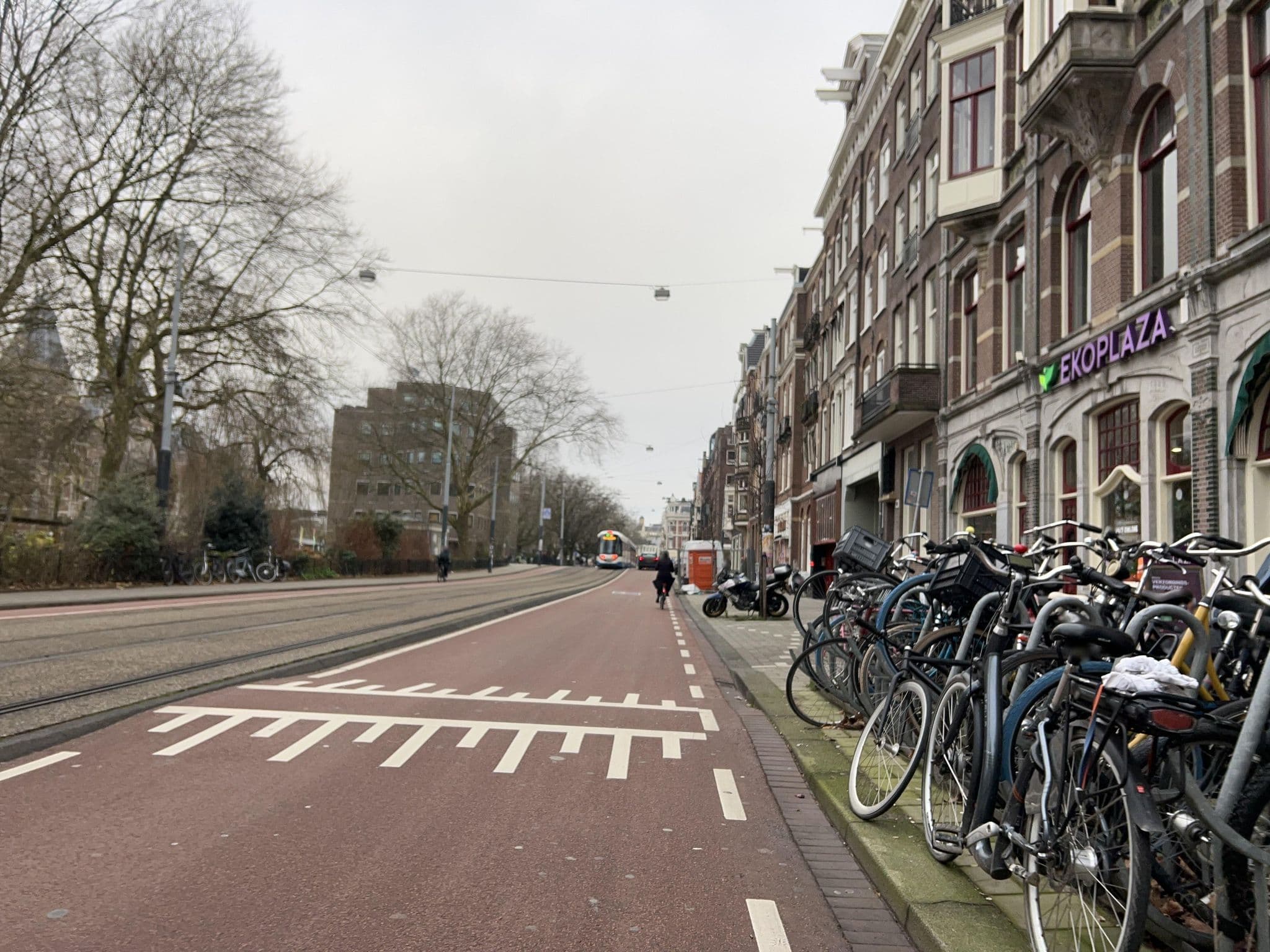 Street view near Blue Tulip Amsterdam, Amsterdam — © ottor (CC BY-SA · Mapillary)