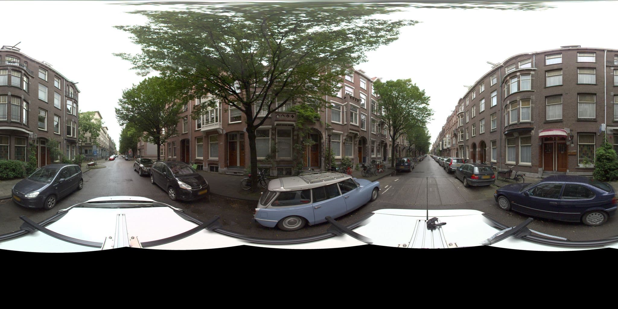 Street view near Hotel Marianne, Amsterdam — © amsterdam (CC BY-SA · Mapillary)