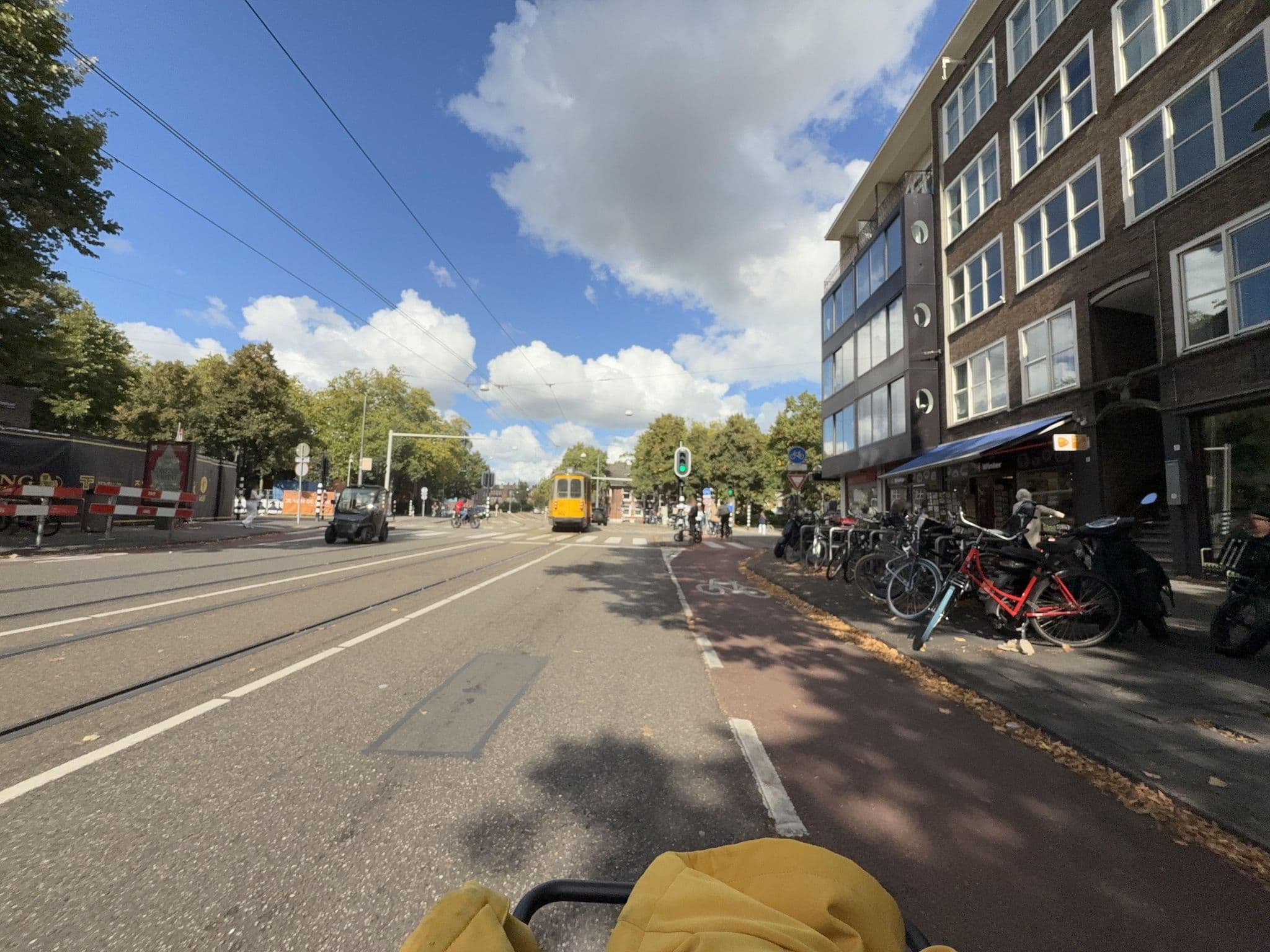 Street view near Jeanine B&B, Amsterdam — © ottor (CC BY-SA · Mapillary)