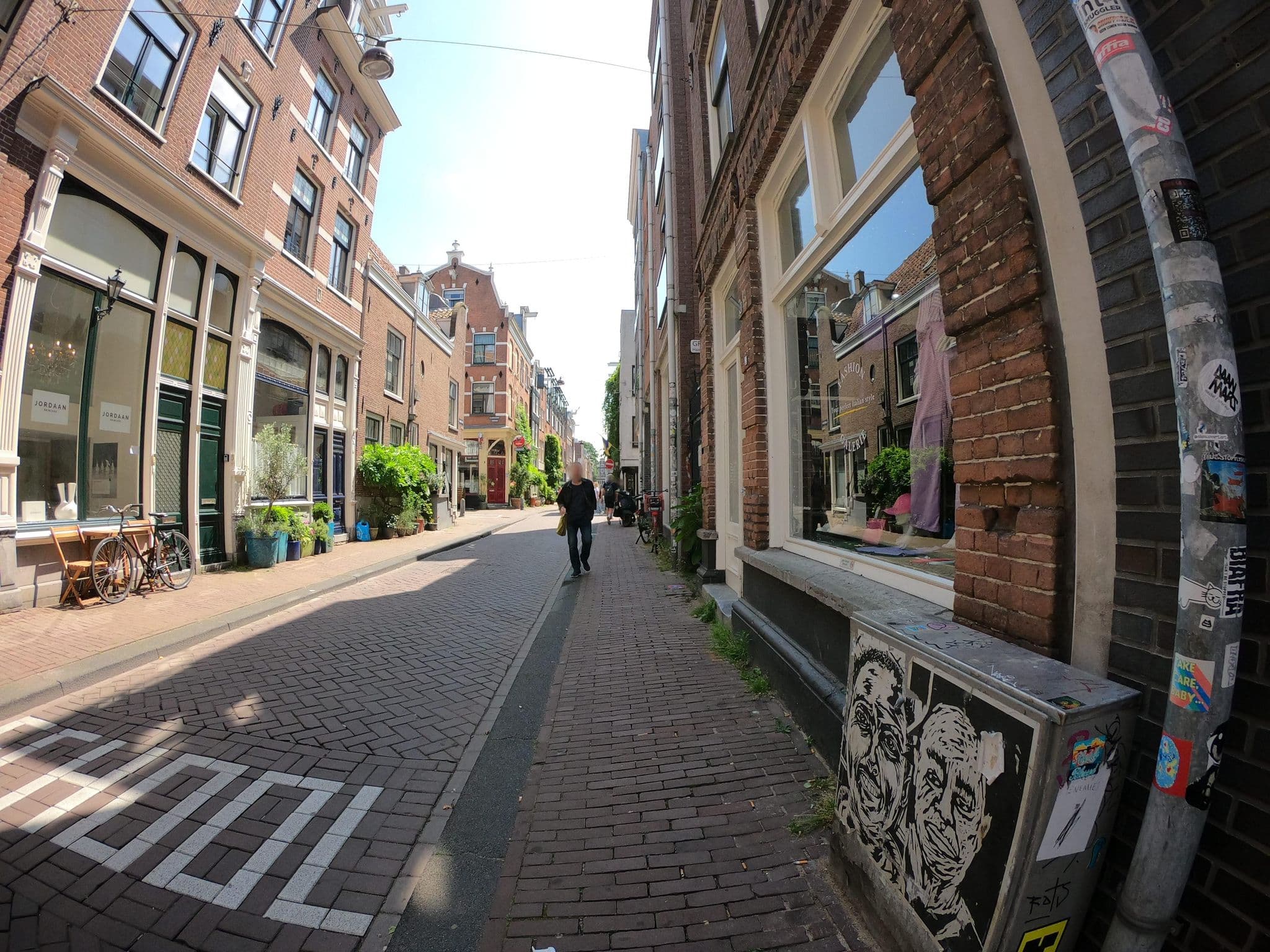 Street view near Amsterdam city centre - 9 Streets Area, Amsterdam — © richlv (CC BY-SA · Mapillary)