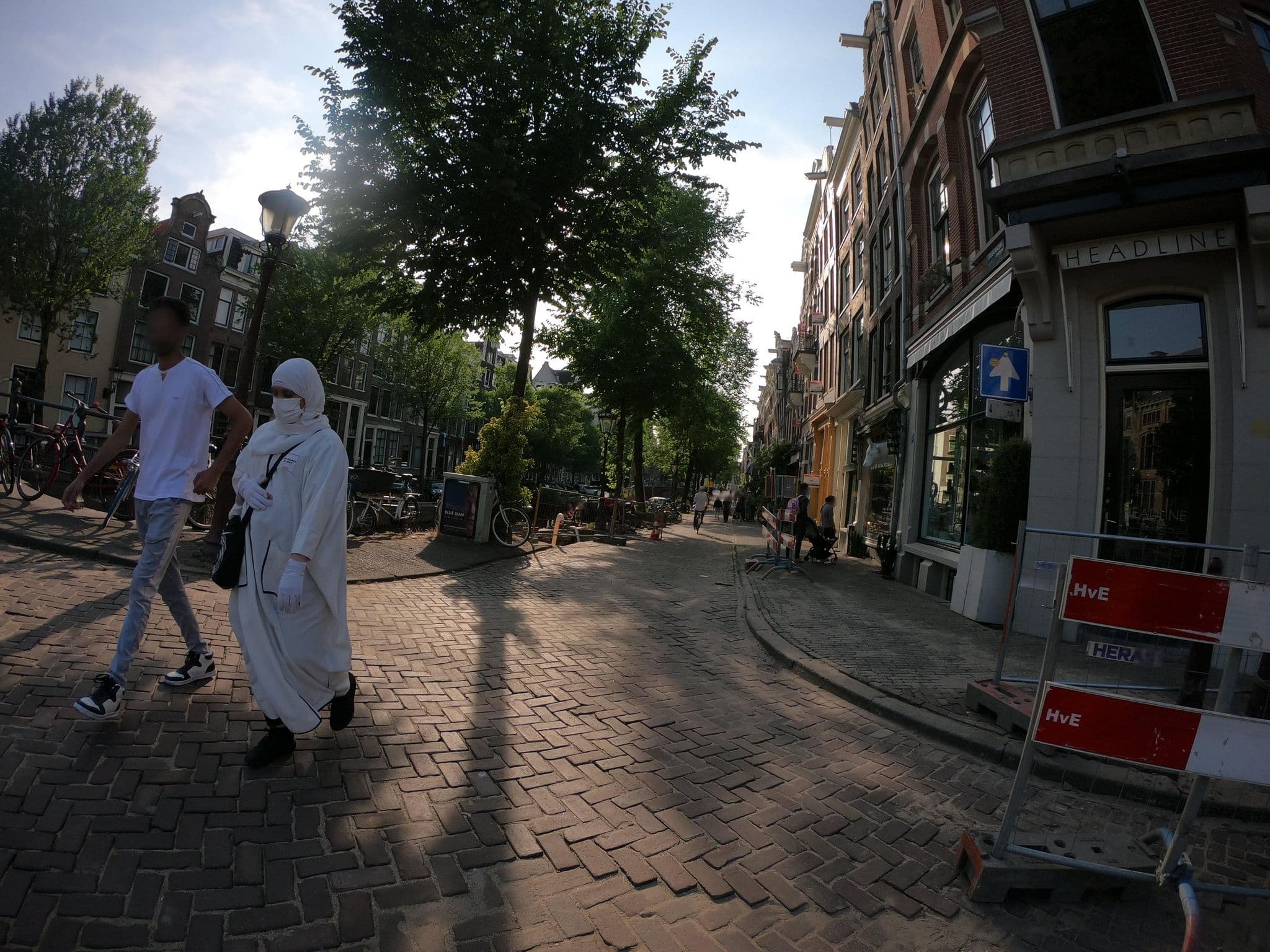 Street view near The Bridge, Amsterdam — © richlv (CC BY-SA · Mapillary)