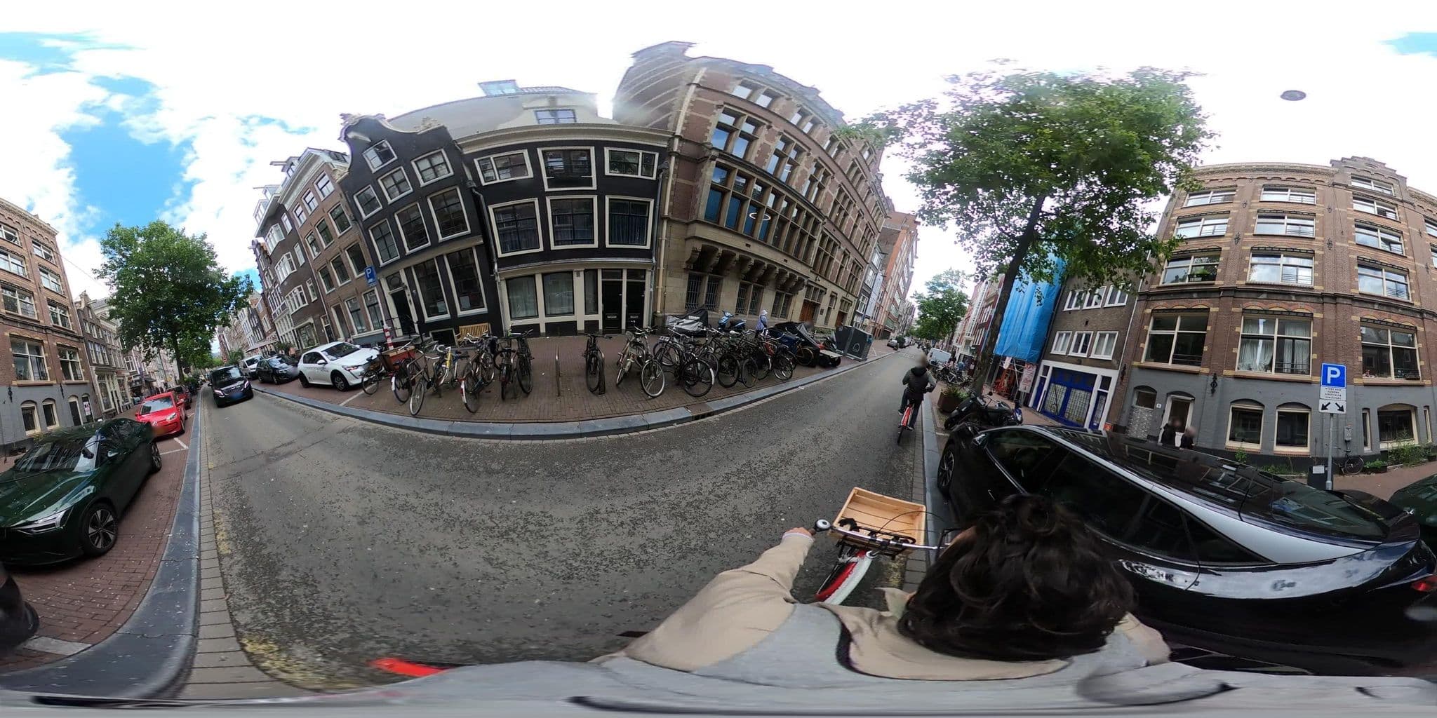 Street view near Tulipana Residence, Amsterdam — © robot8a (CC BY-SA · Mapillary)