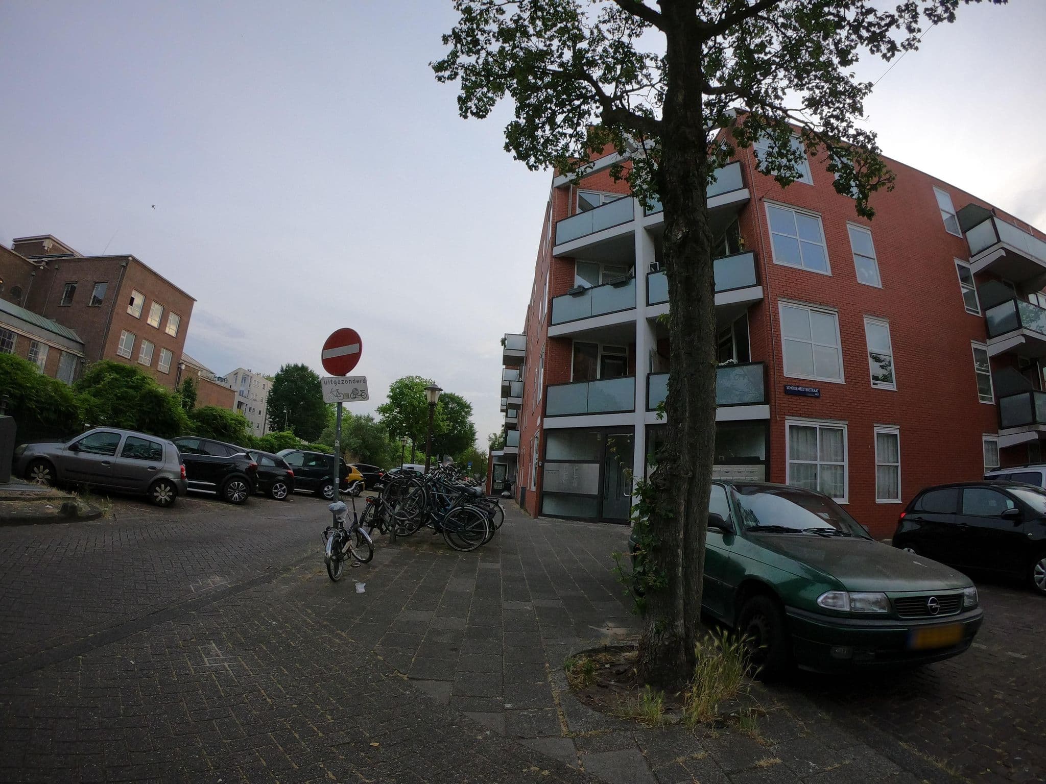 Street view near B&B on Houseboat 2-4 persons A291, Amsterdam — © richlv (CC BY-SA · Mapillary)