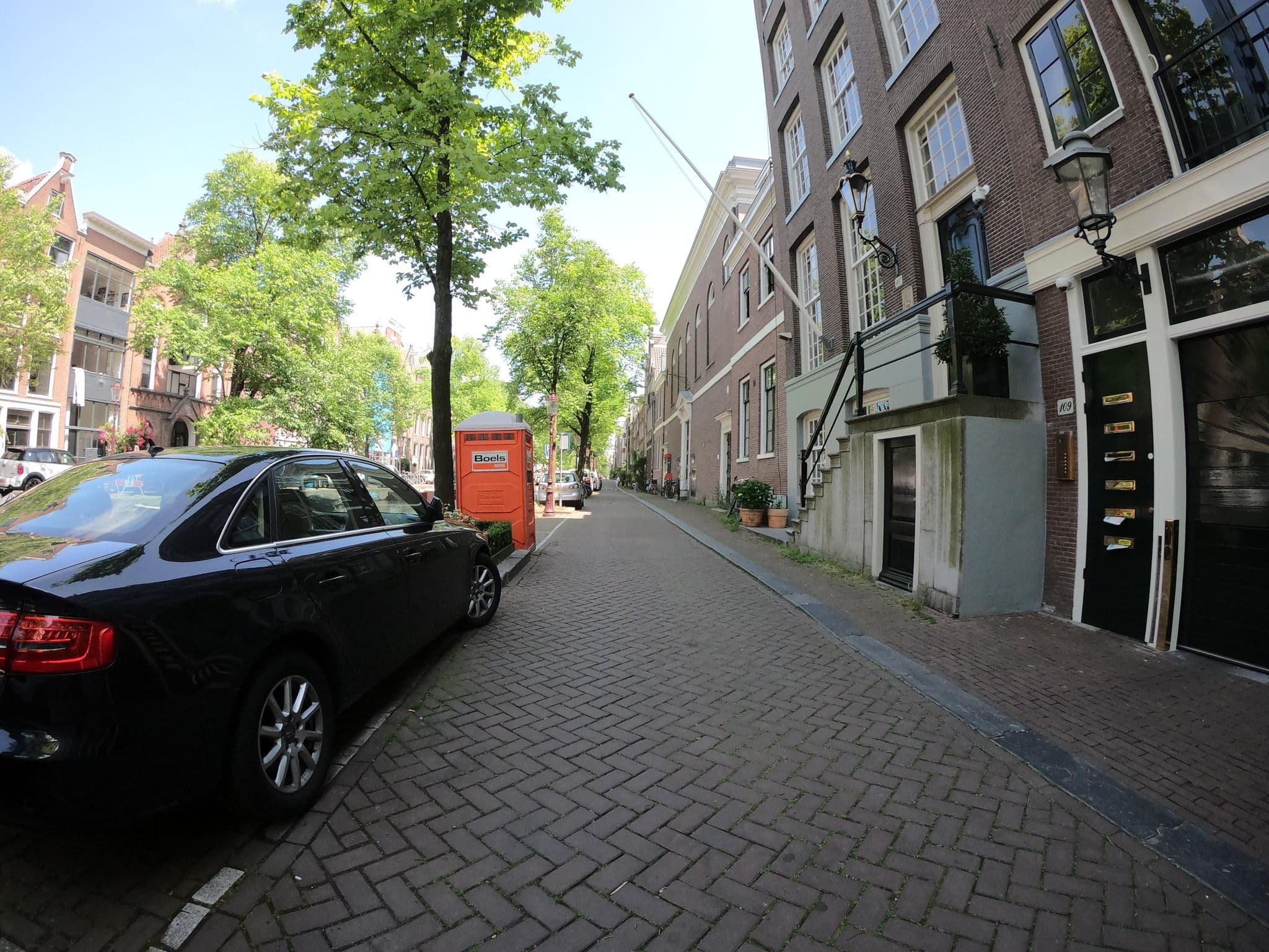 Street view near Jolly Jordan B&B, Amsterdam — © richlv (CC BY-SA · Mapillary)