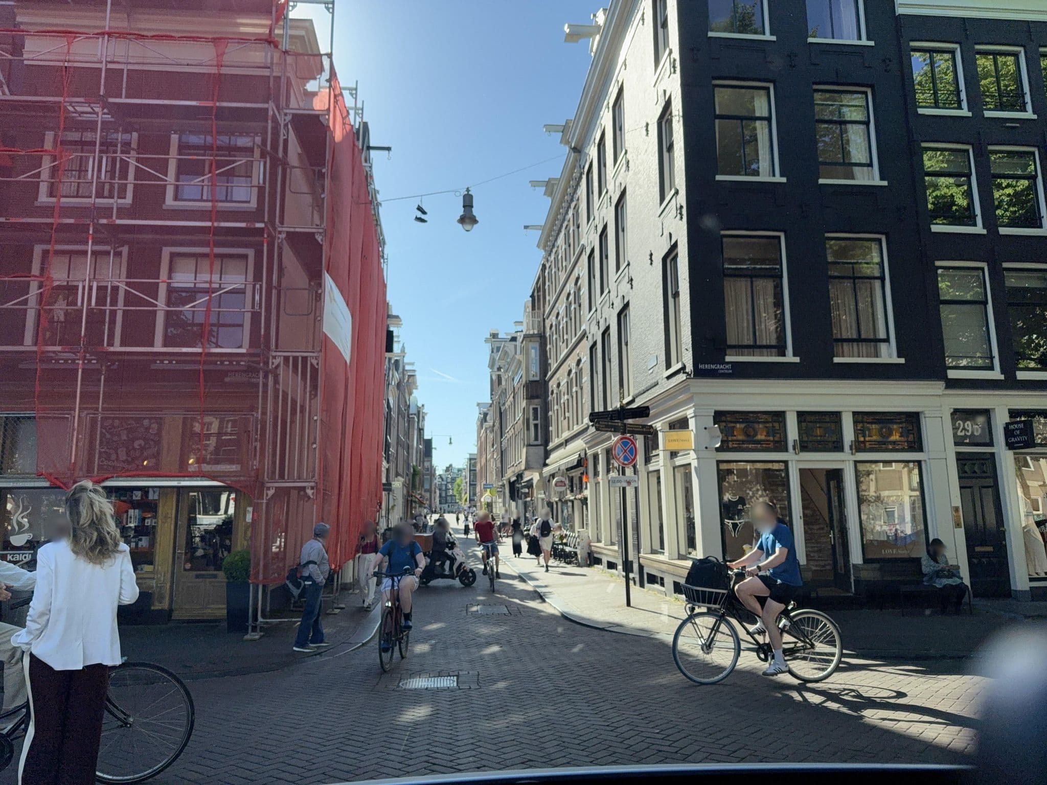 Street view near Nine Boutique Apartments, Amsterdam — © ottor (CC BY-SA · Mapillary)