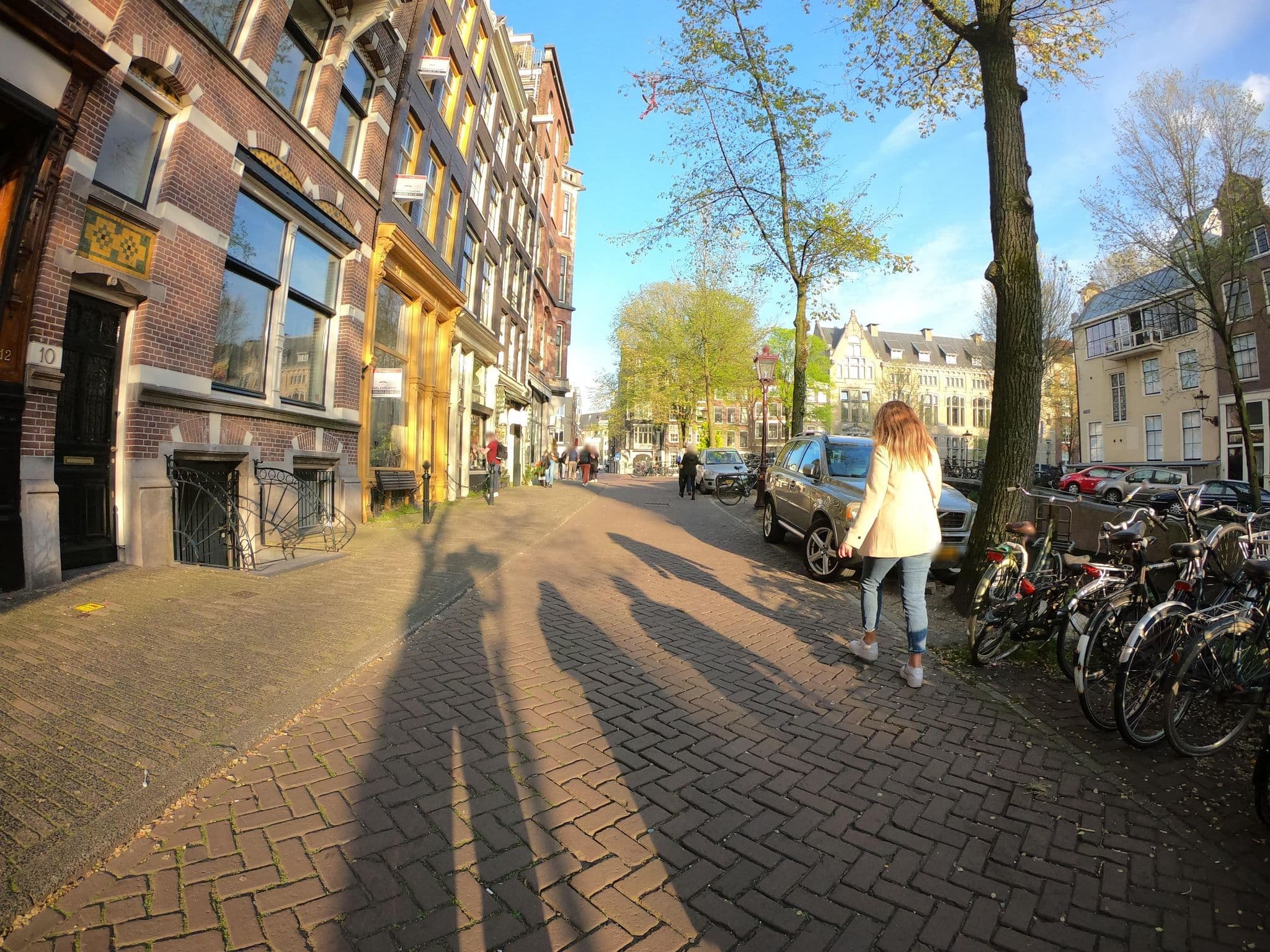 Street view near Lilly's Canal View Apartments, Amsterdam — © richlv (CC BY-SA · Mapillary)