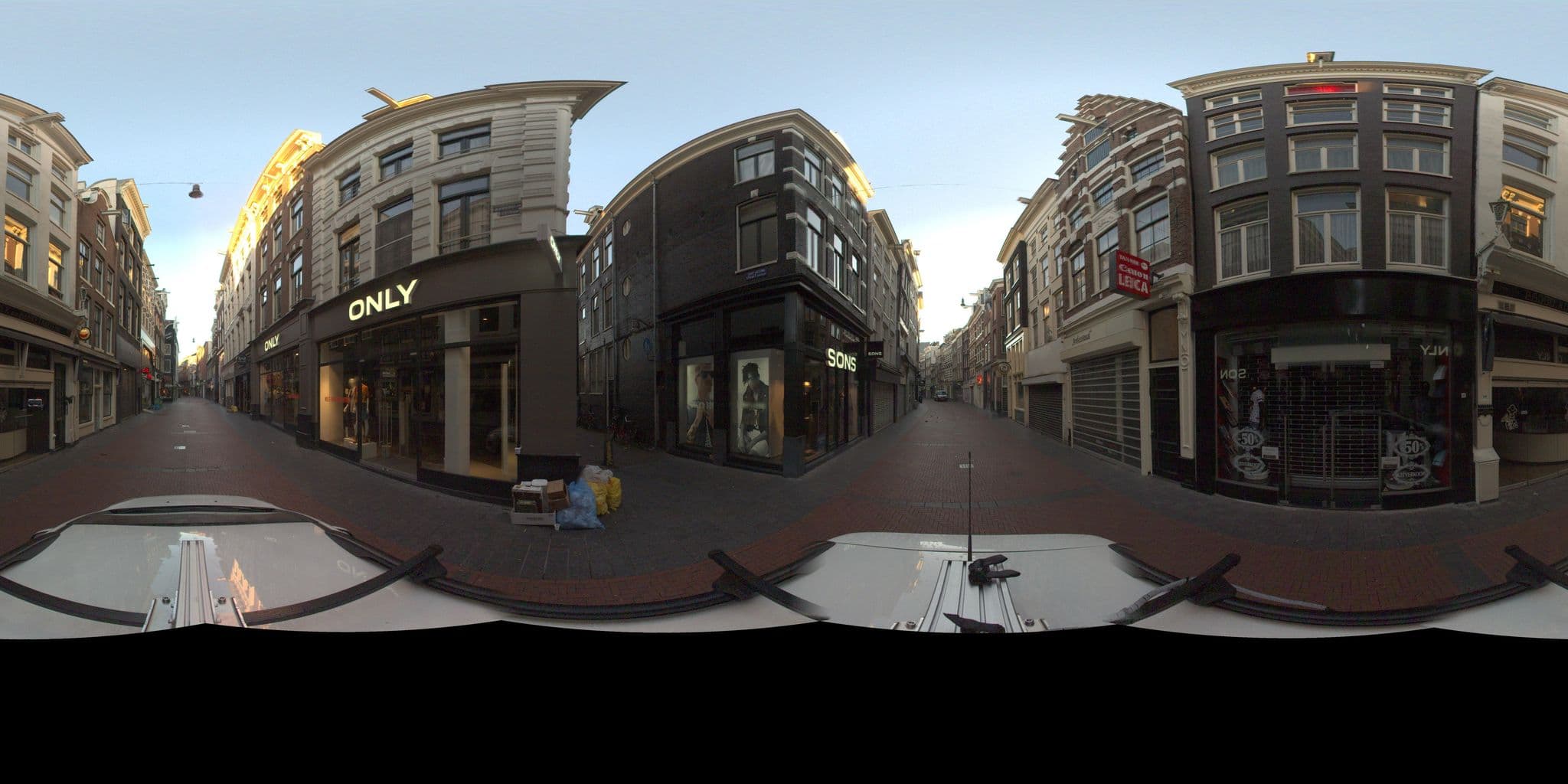 Street view near Dam Palace Duplex, Amsterdam — © amsterdam (CC BY-SA · Mapillary)